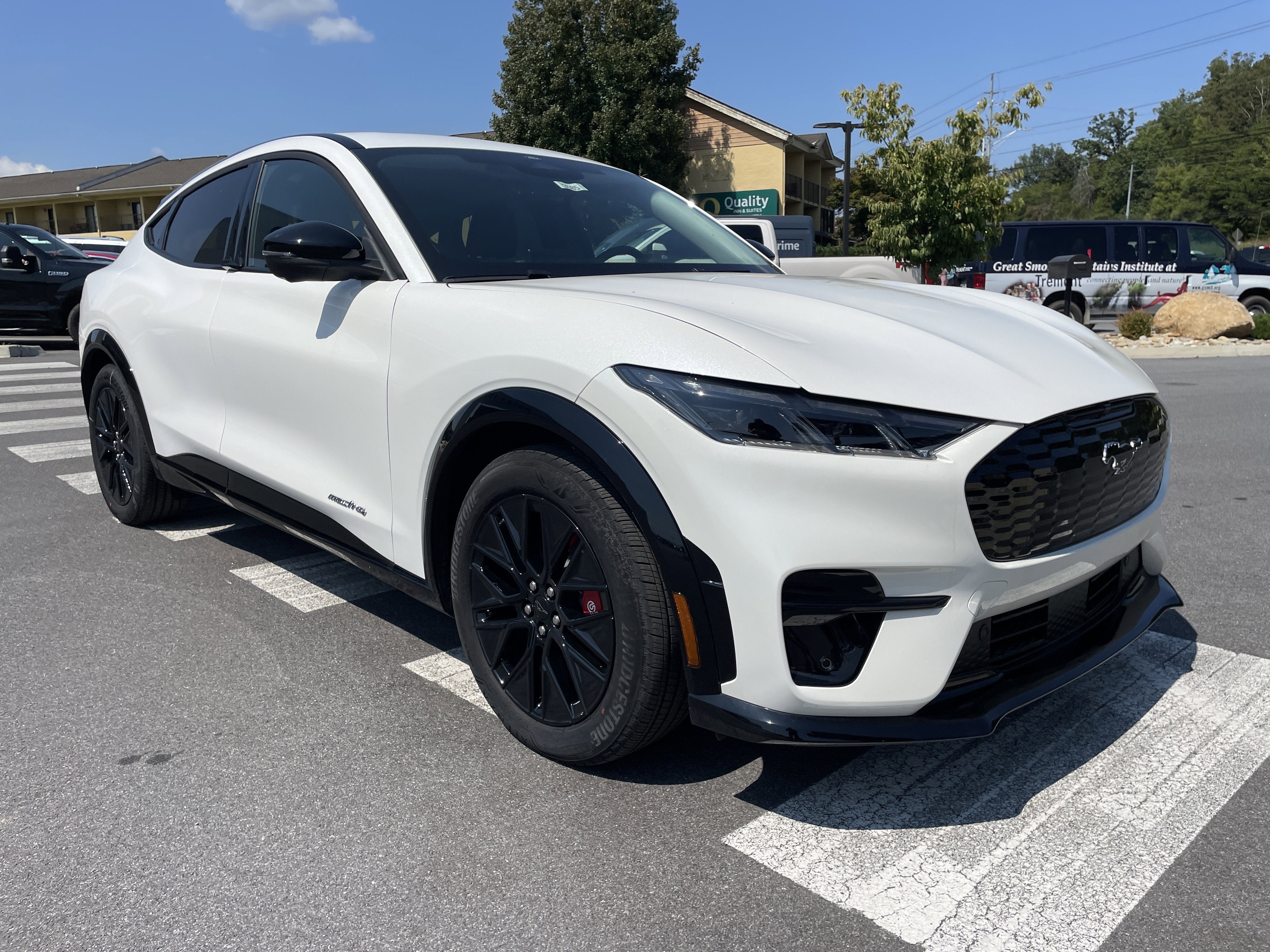 2025 Ford Mustang Mach-E Premium