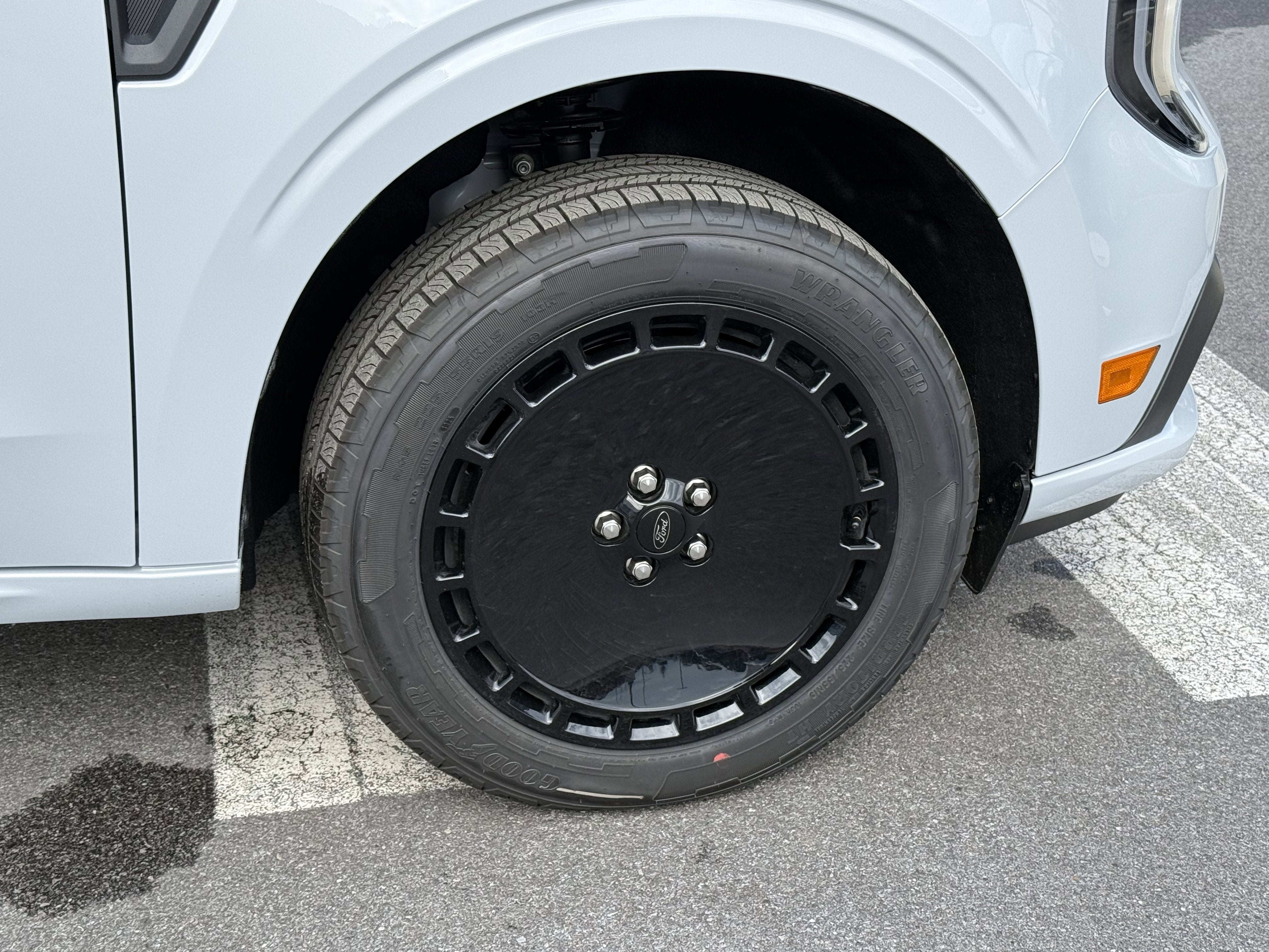 2026 Ford Maverick Lobo Standard