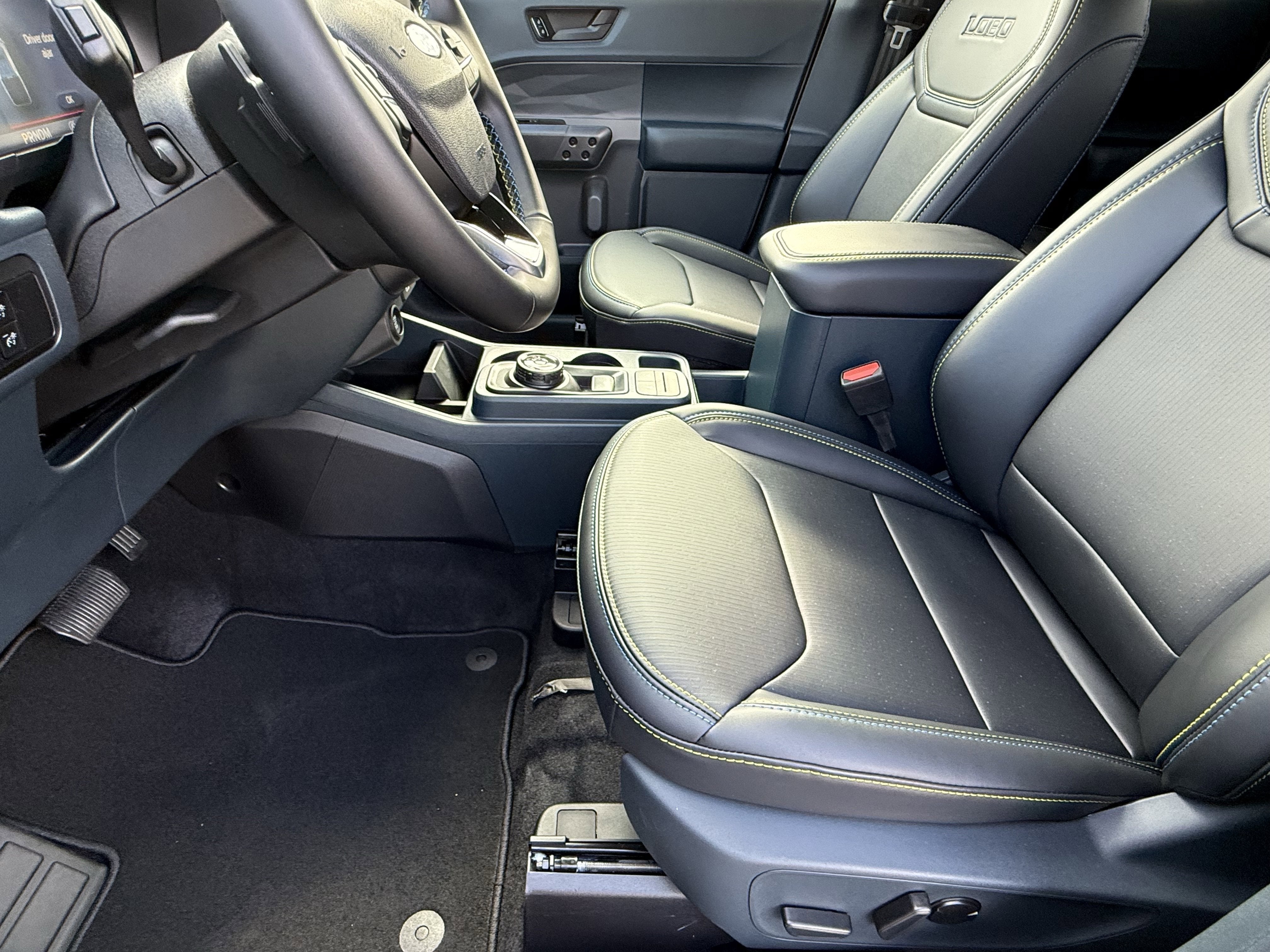 2026 Ford Maverick Lobo Standard