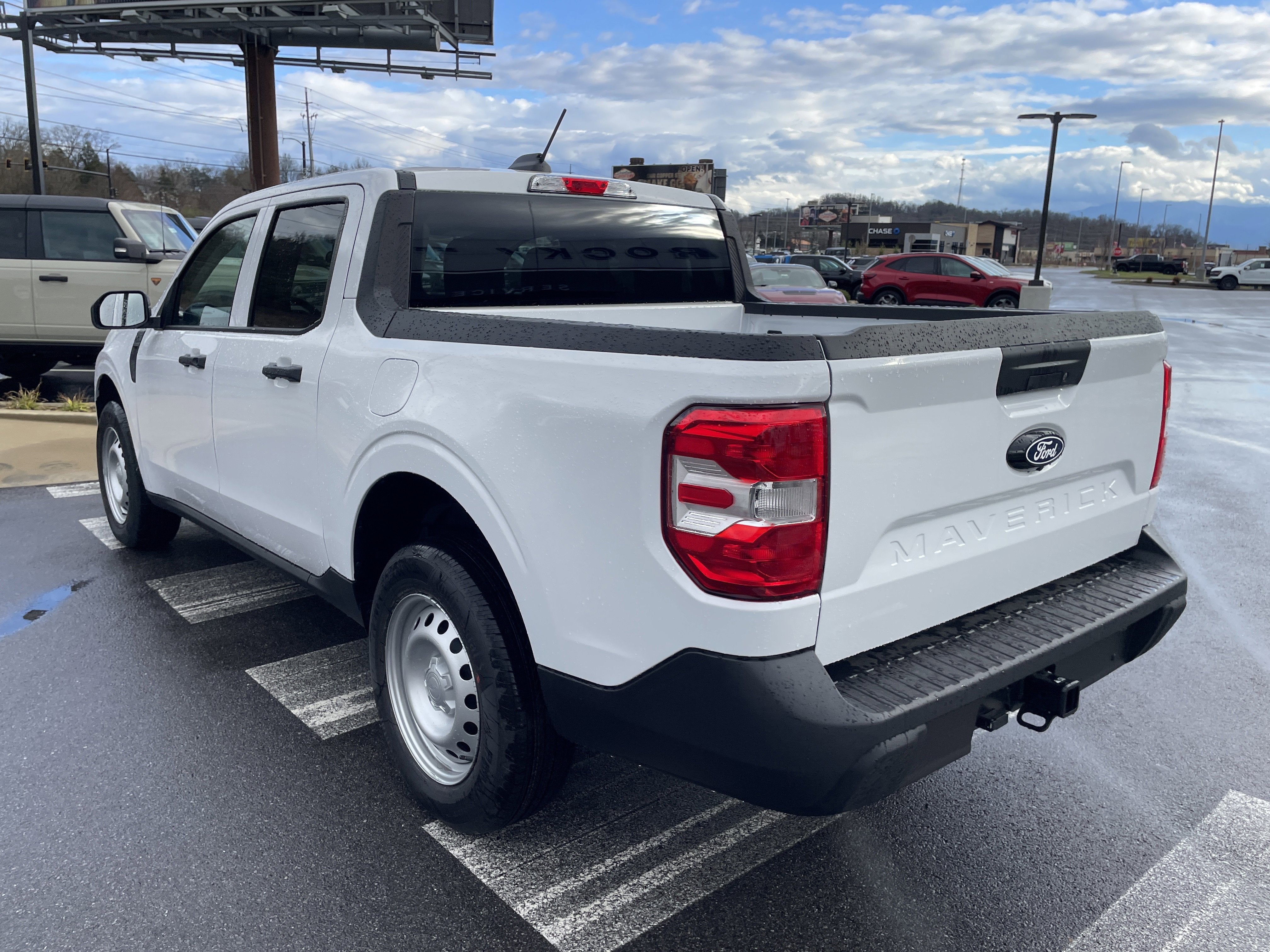 2025 Ford Maverick XL