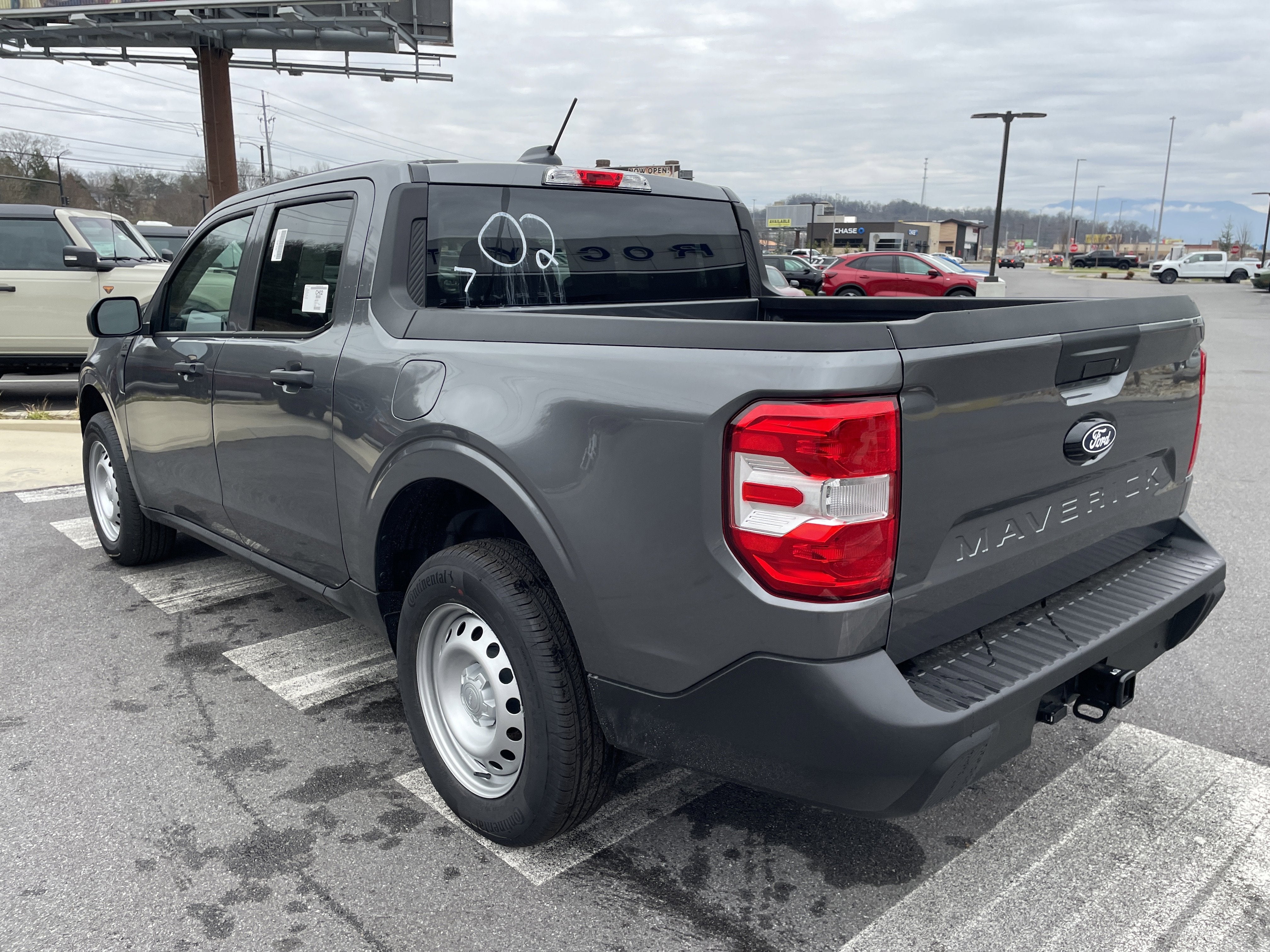 2025 Ford Maverick XL