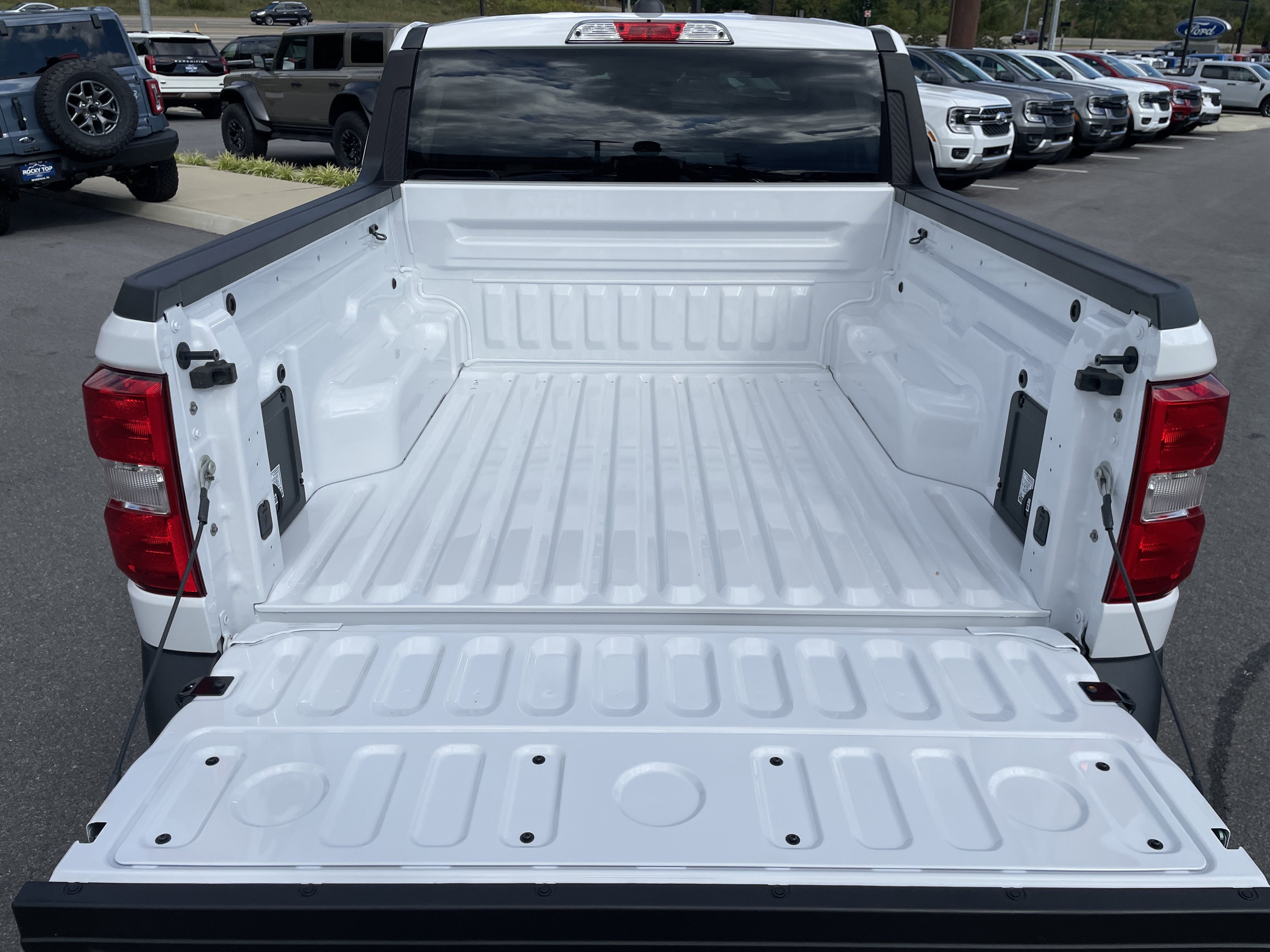 2025 Ford Maverick XL