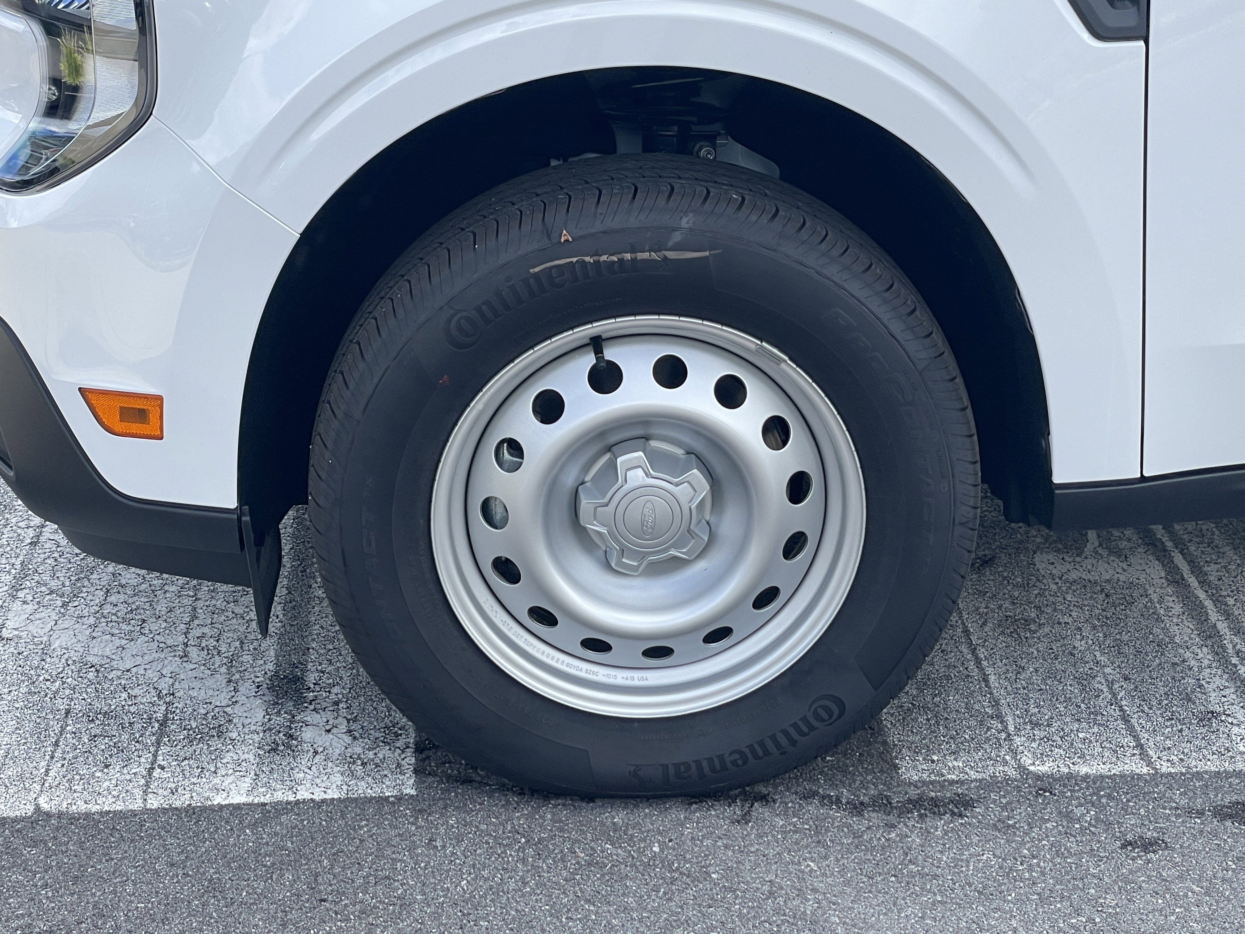 2025 Ford Maverick XL