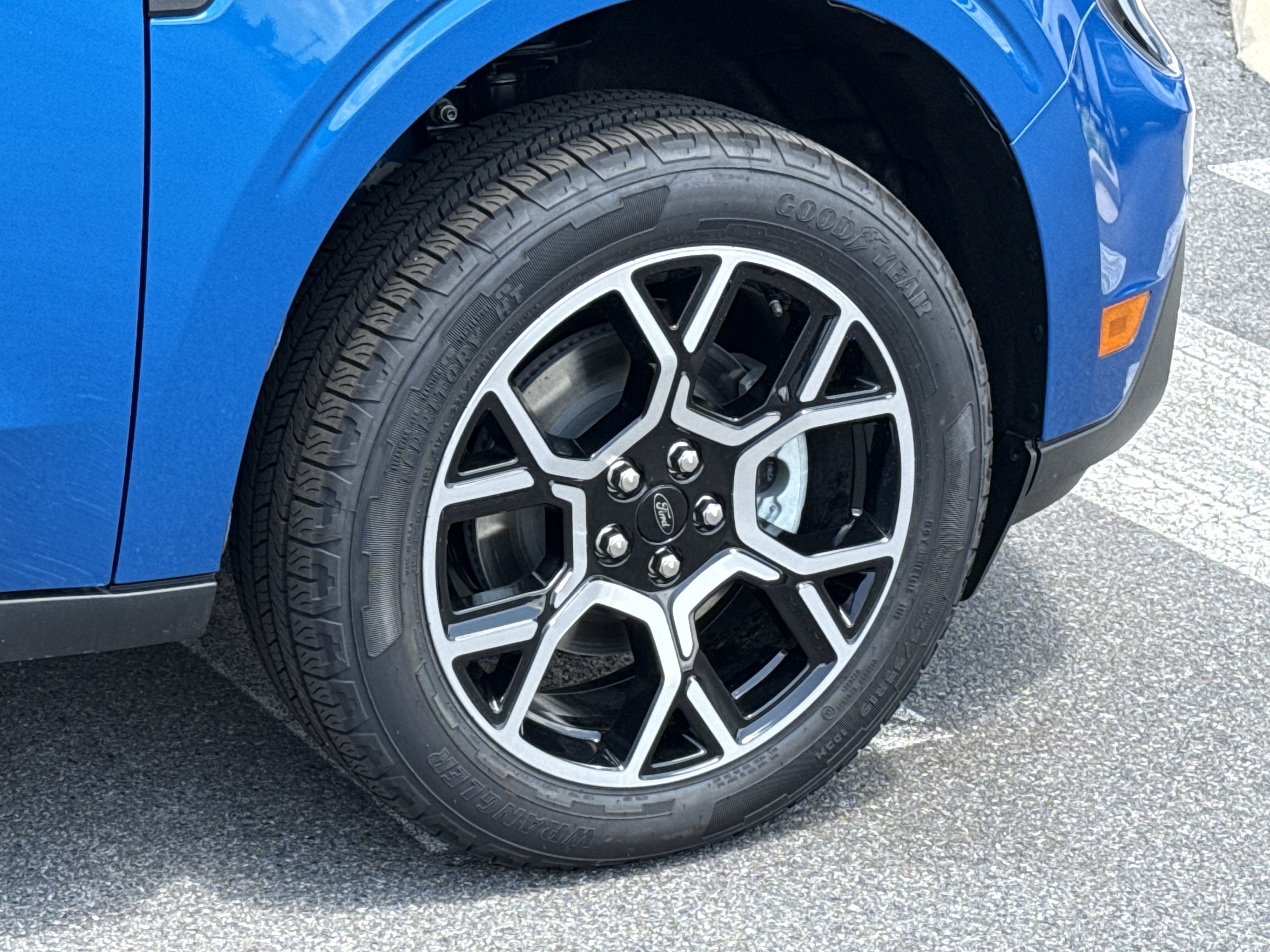 2026 Ford Maverick LARIAT