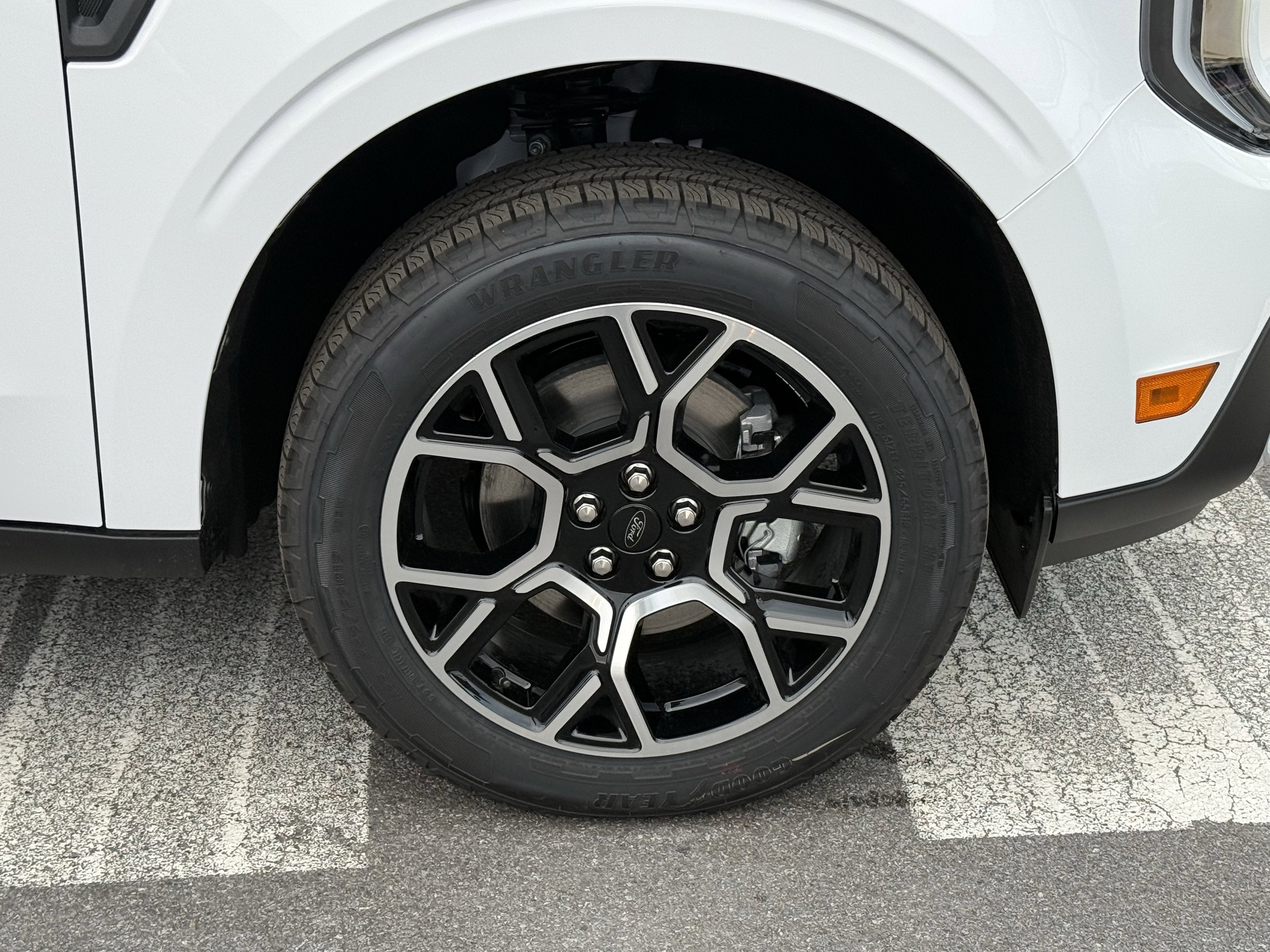 2026 Ford Maverick LARIAT