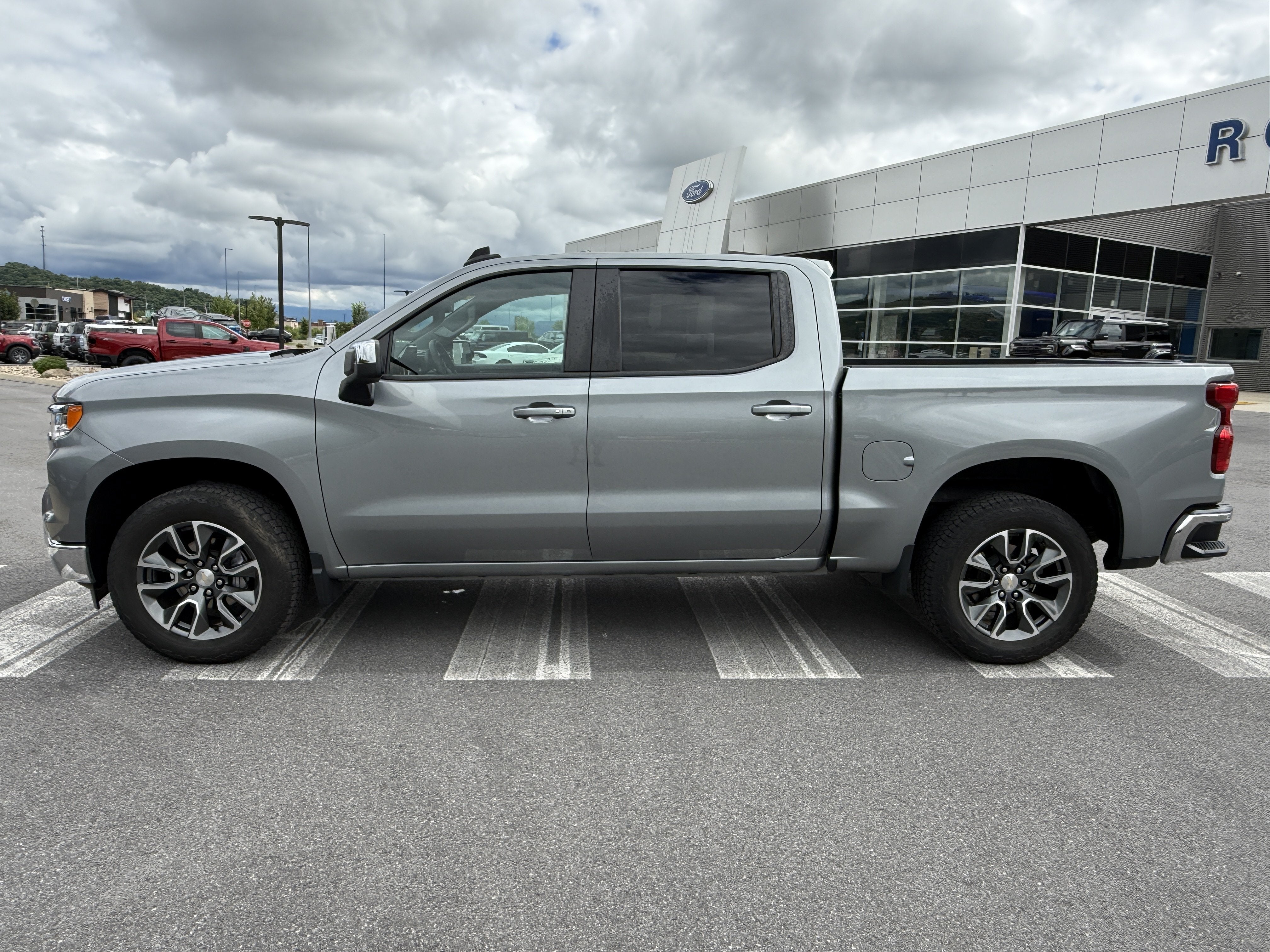 2023 Chevrolet Silverado 1500 LT