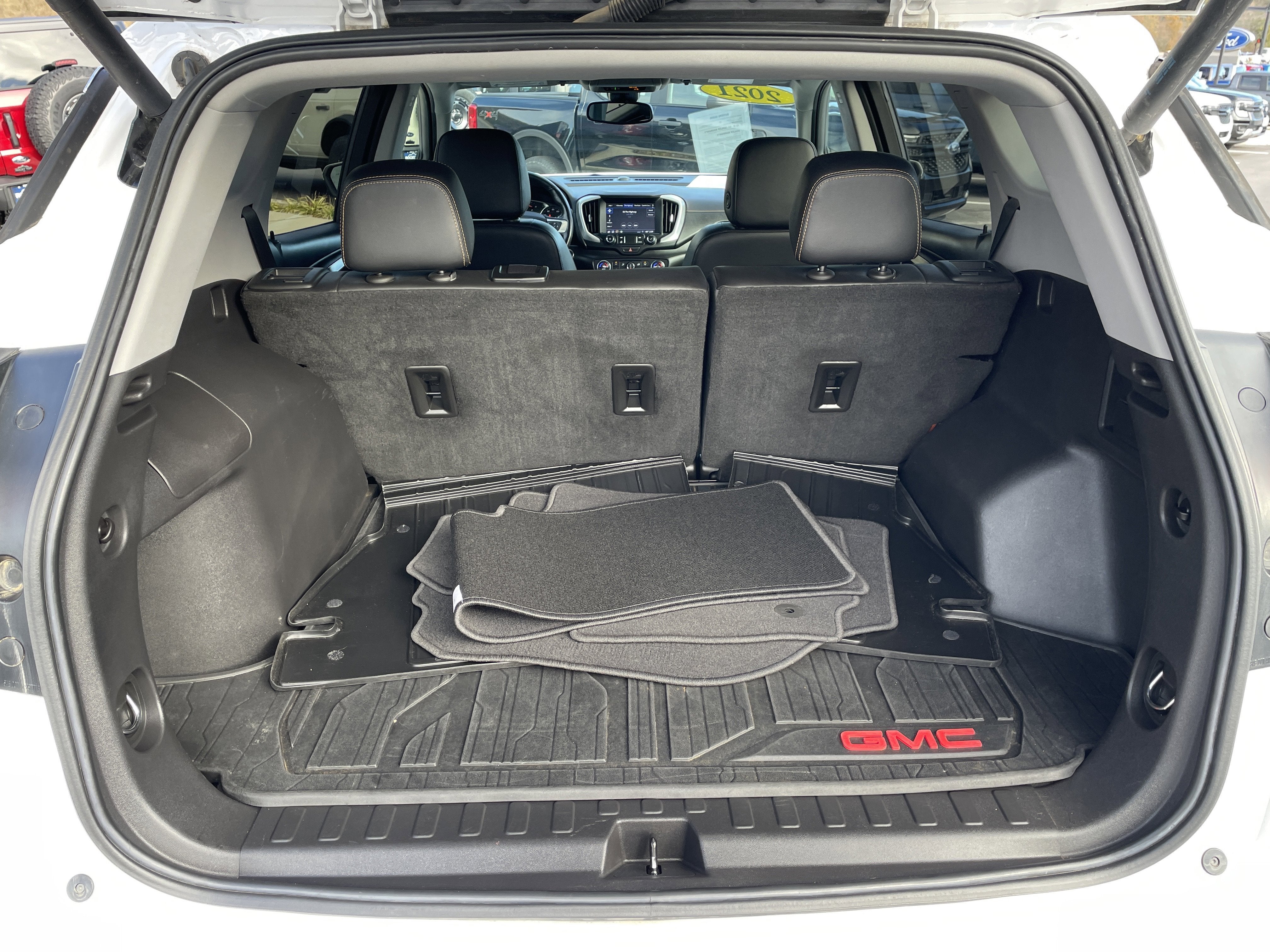 2021 GMC Terrain SLT