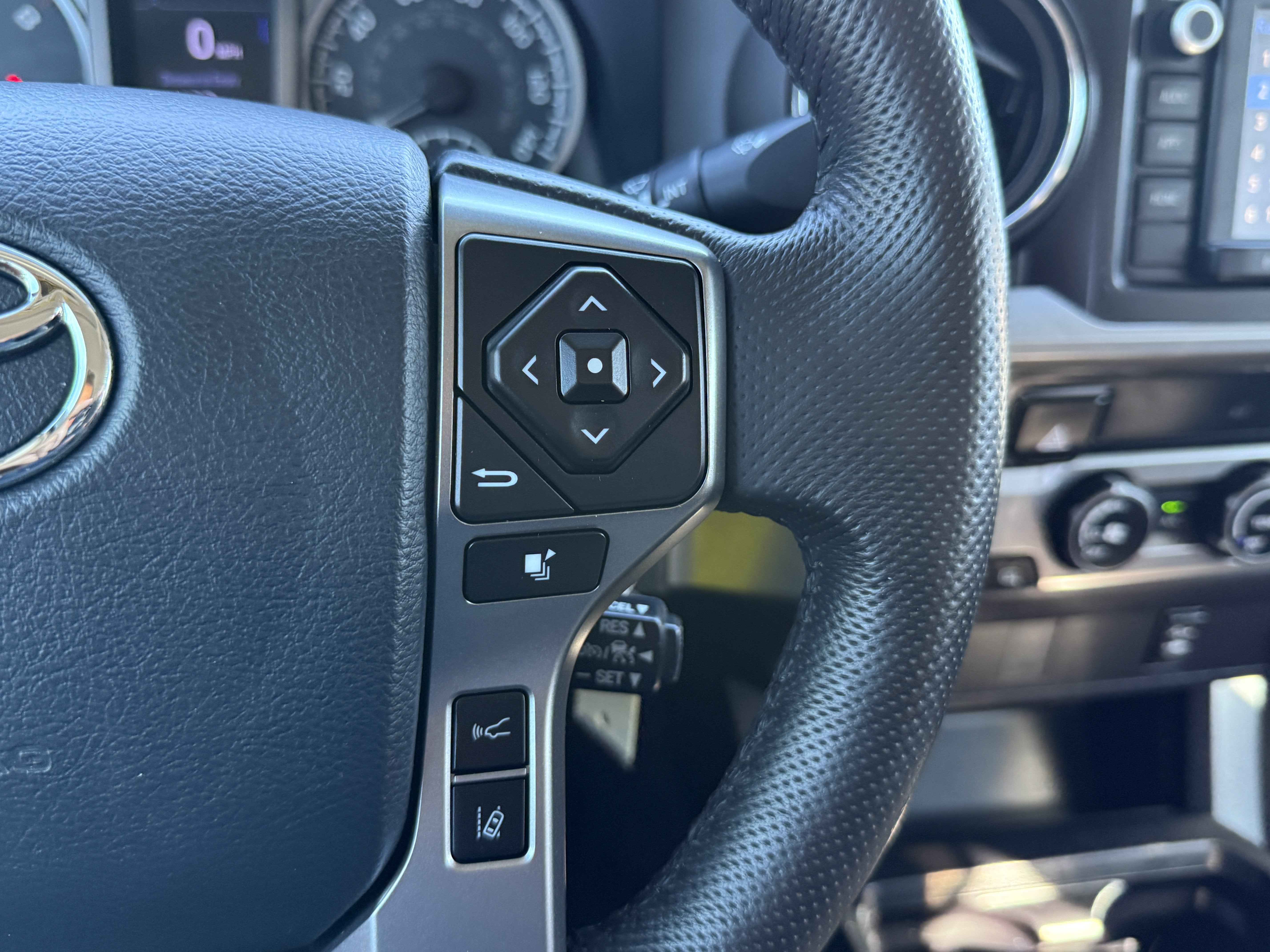 2019 Toyota Tacoma 2WD SR5