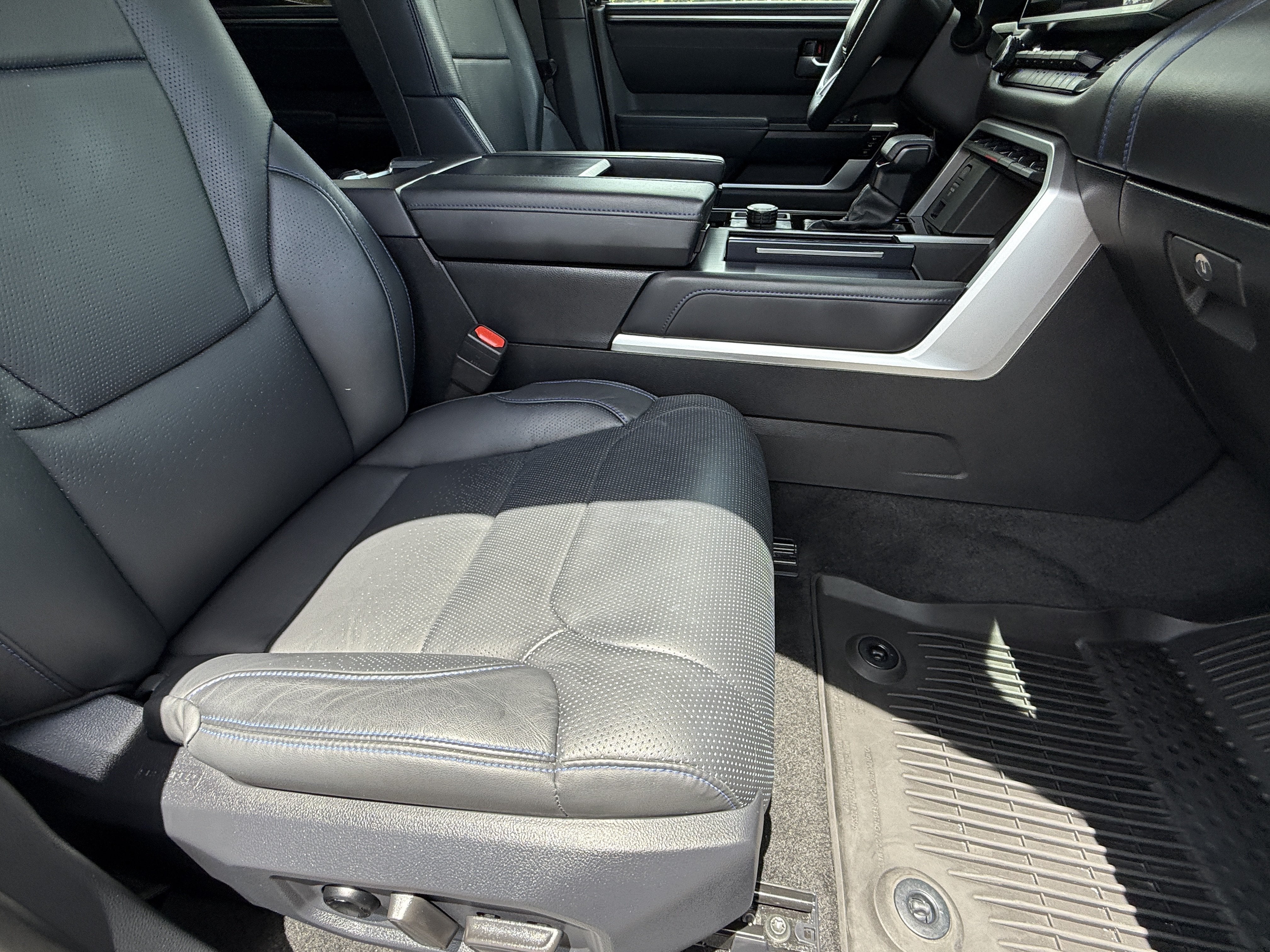 2025 Toyota Tundra 4WD Platinum
