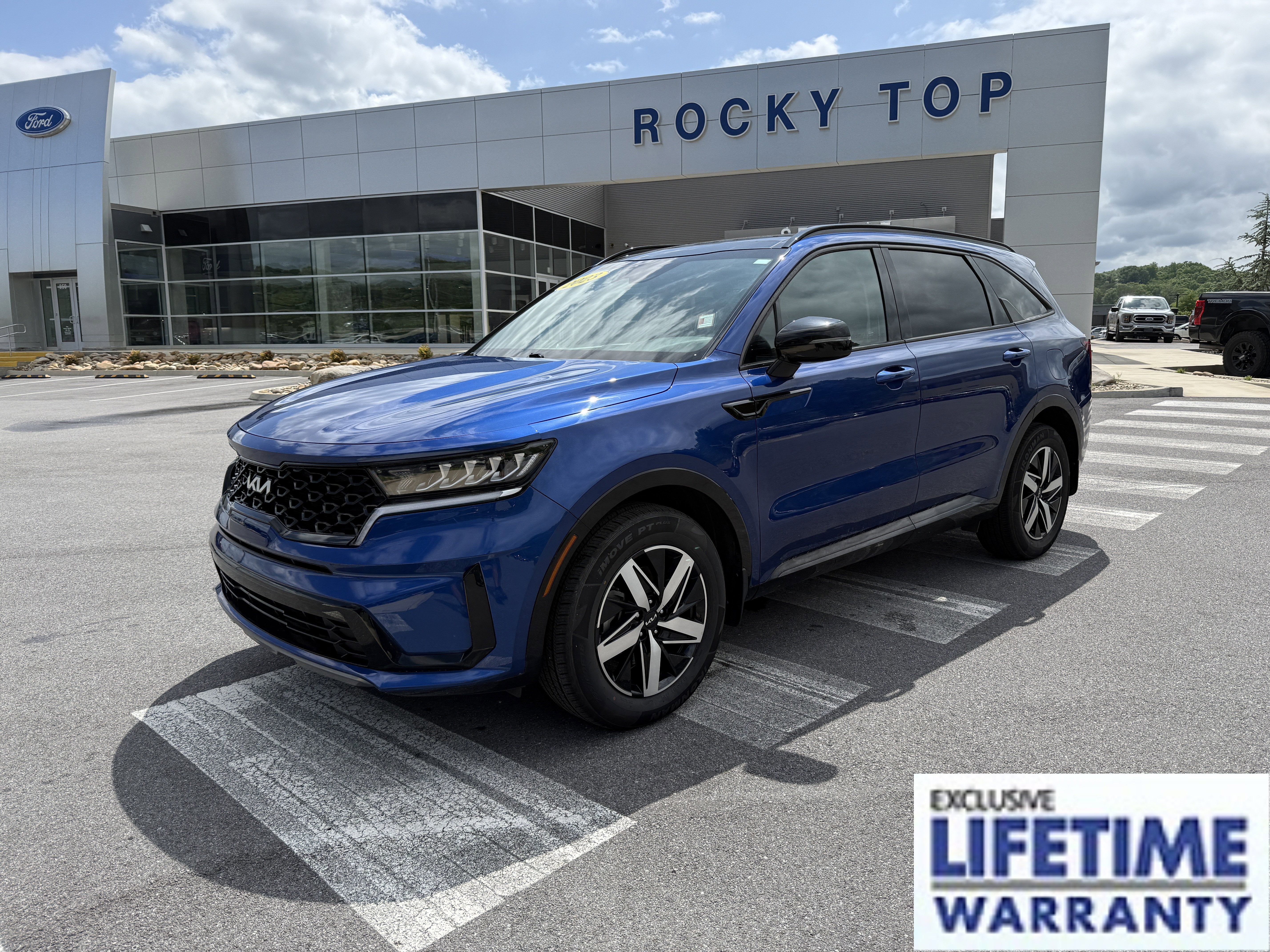 2023 Kia Sorento S