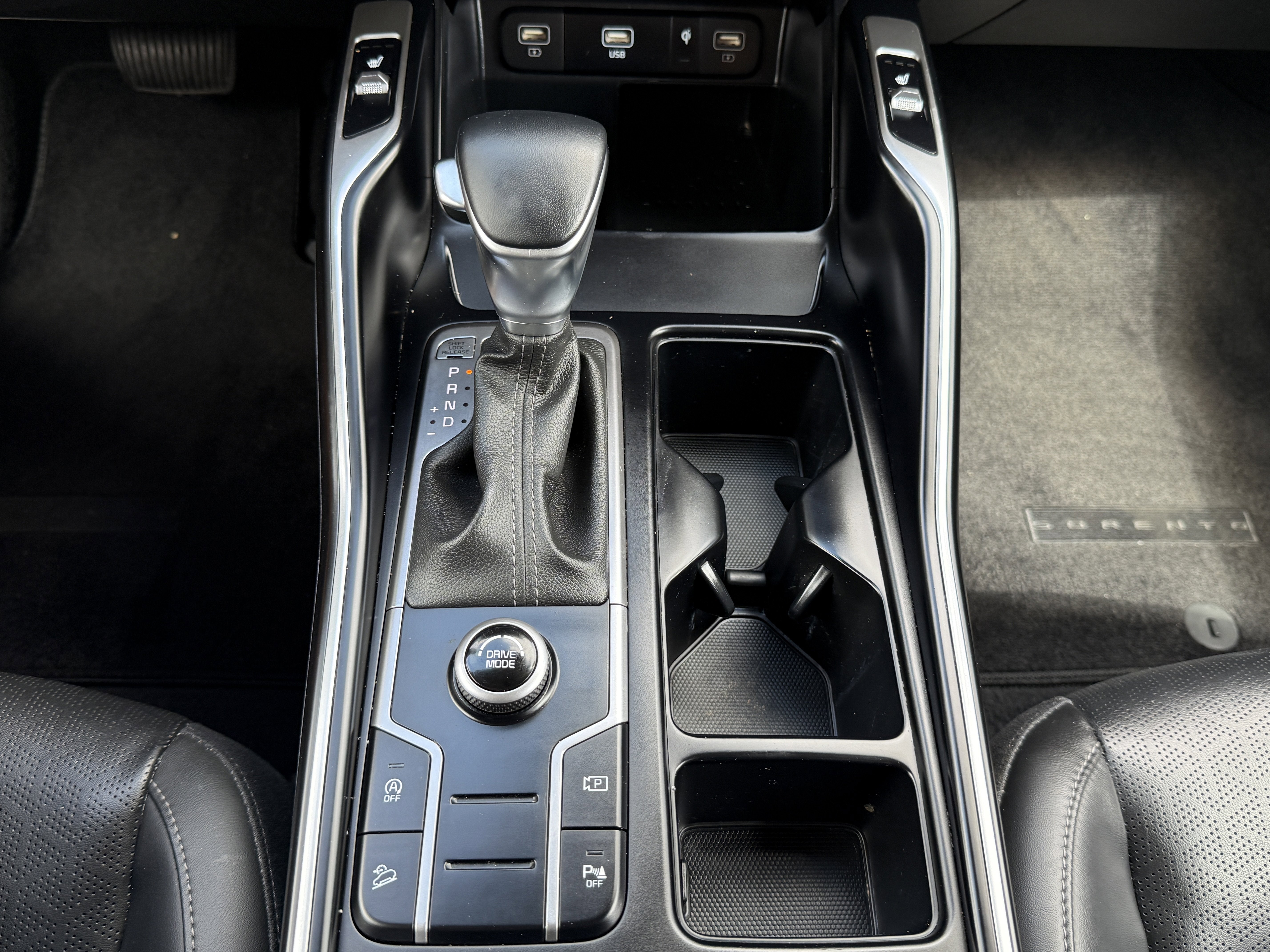 2023 Kia Sorento S