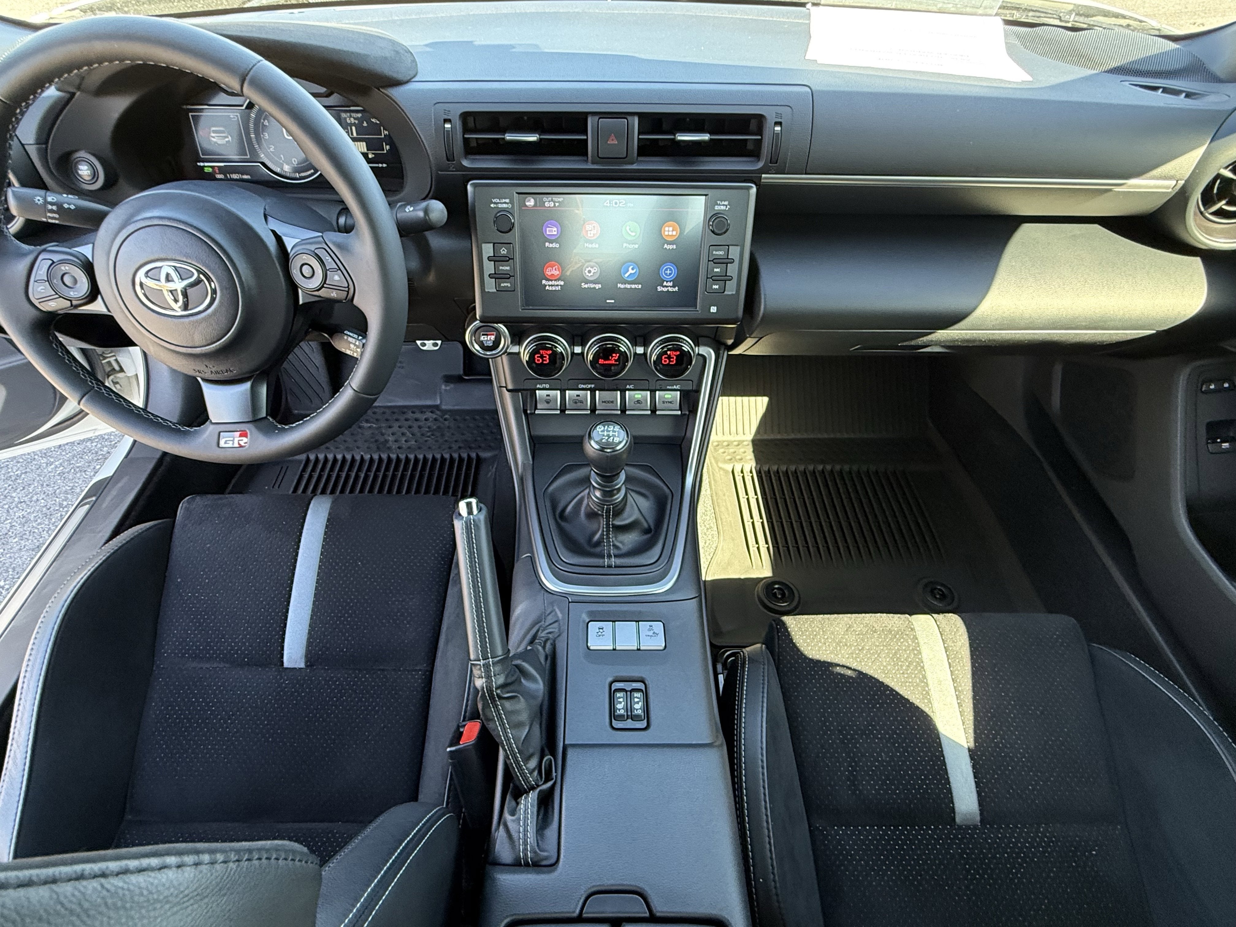 2025 Toyota GR86 Premium