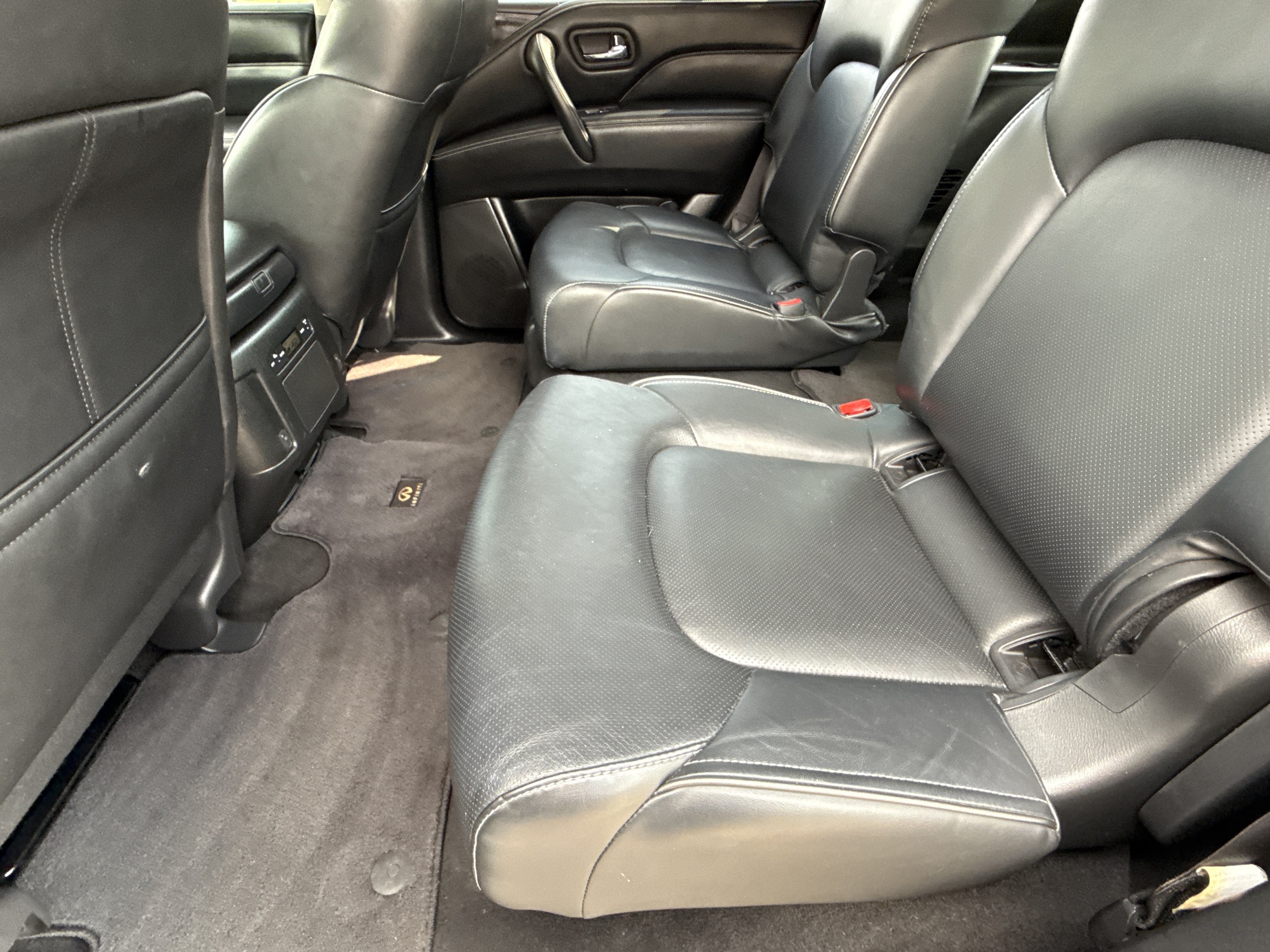 2020 INFINITI QX80 LUXE