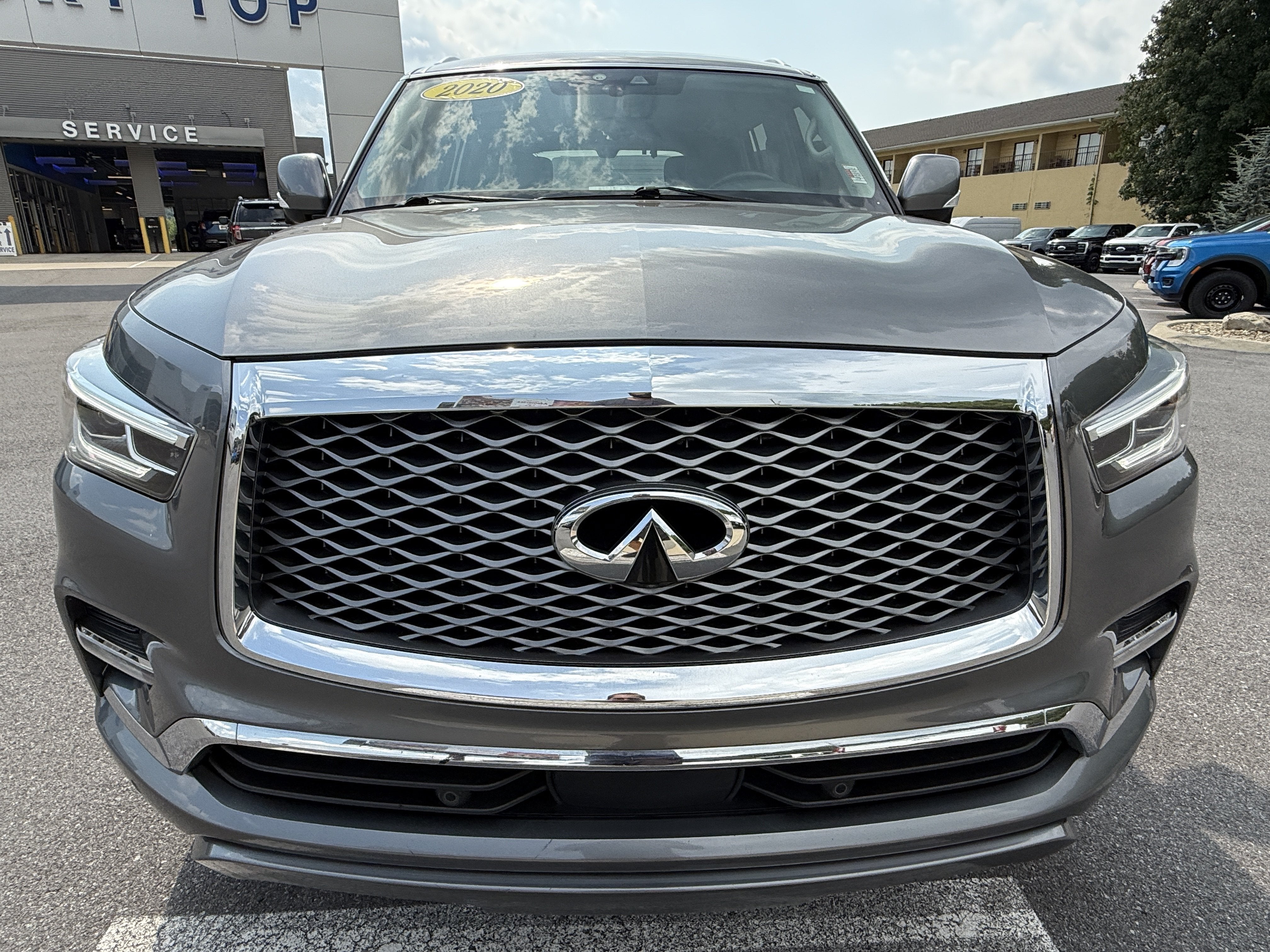 2020 INFINITI QX80 LUXE