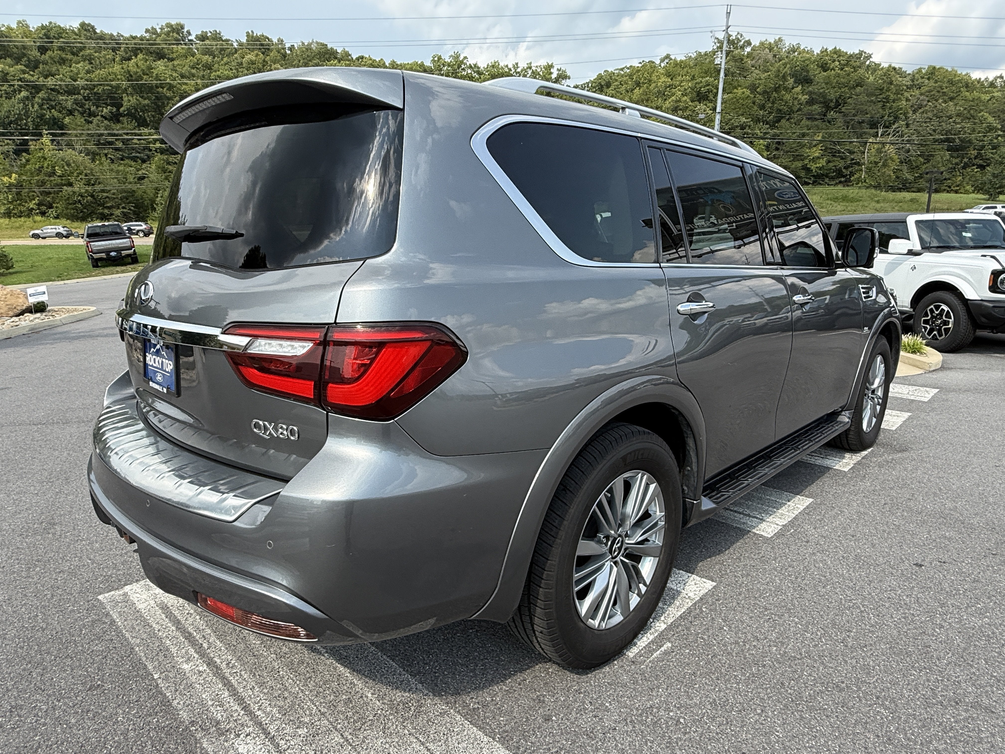 2020 INFINITI QX80 LUXE