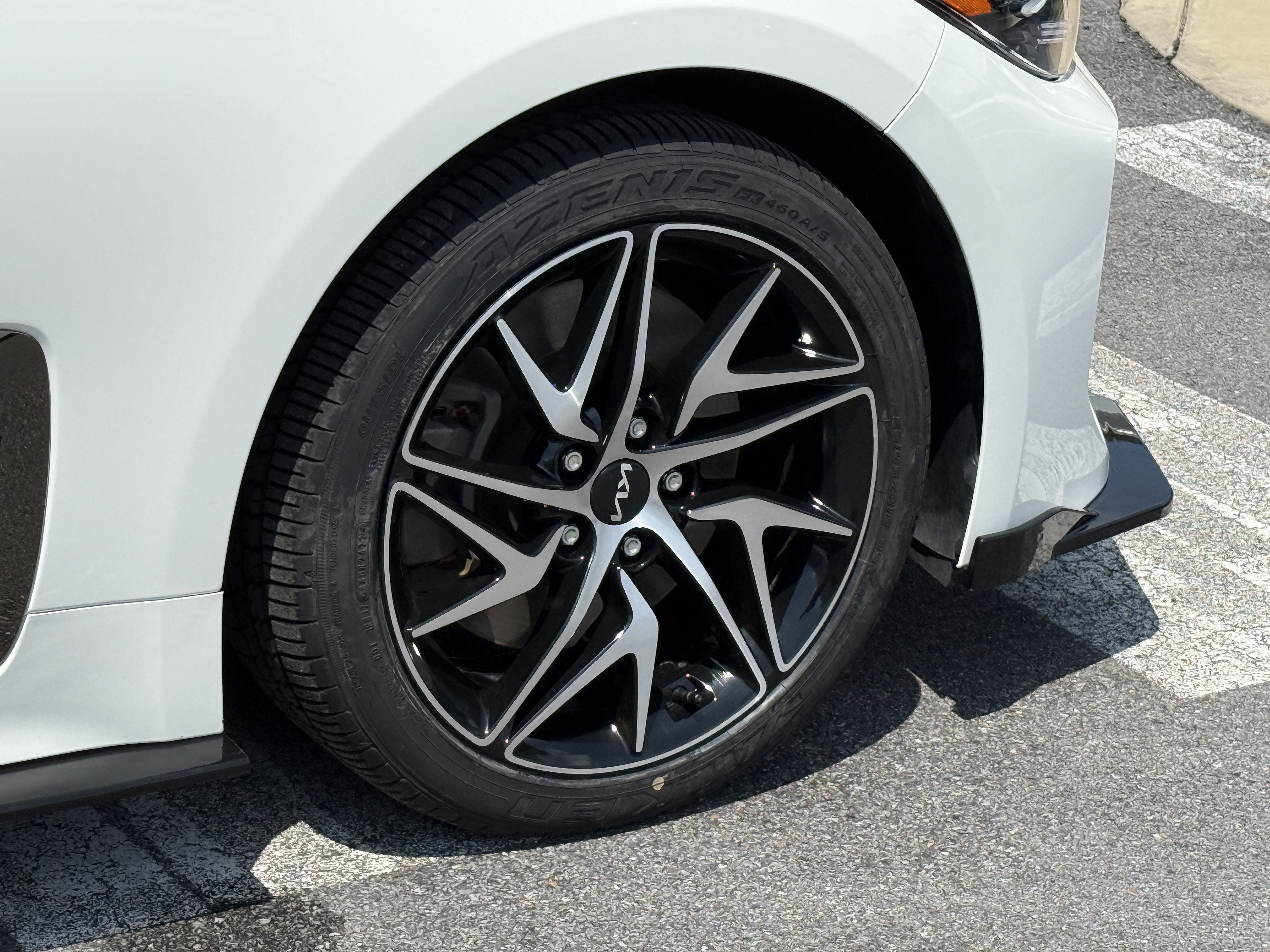 2023 Kia Stinger GT-Line