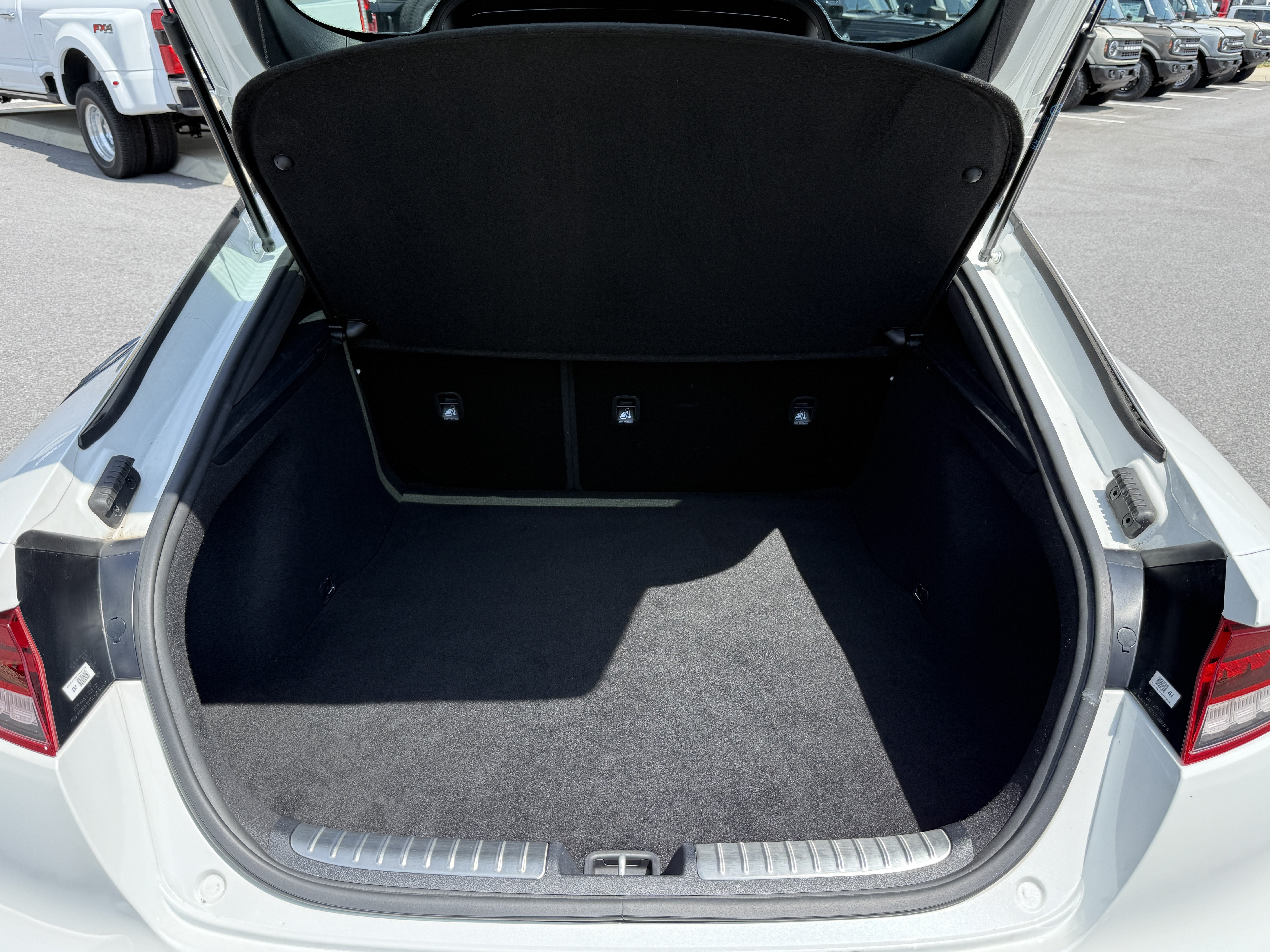 2023 Kia Stinger GT-Line