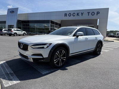 2018 Volvo V90 Cross Country T5