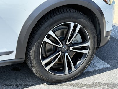 2018 Volvo V90 Cross Country T5