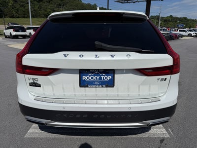 2018 Volvo V90 Cross Country T5