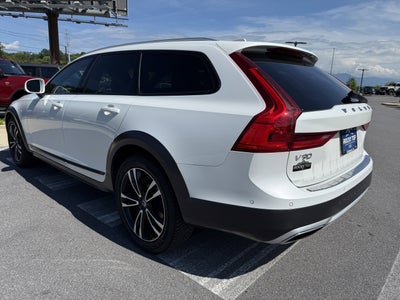 2018 Volvo V90 Cross Country T5