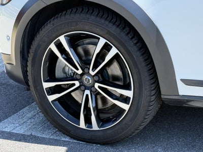 2018 Volvo V90 Cross Country T5