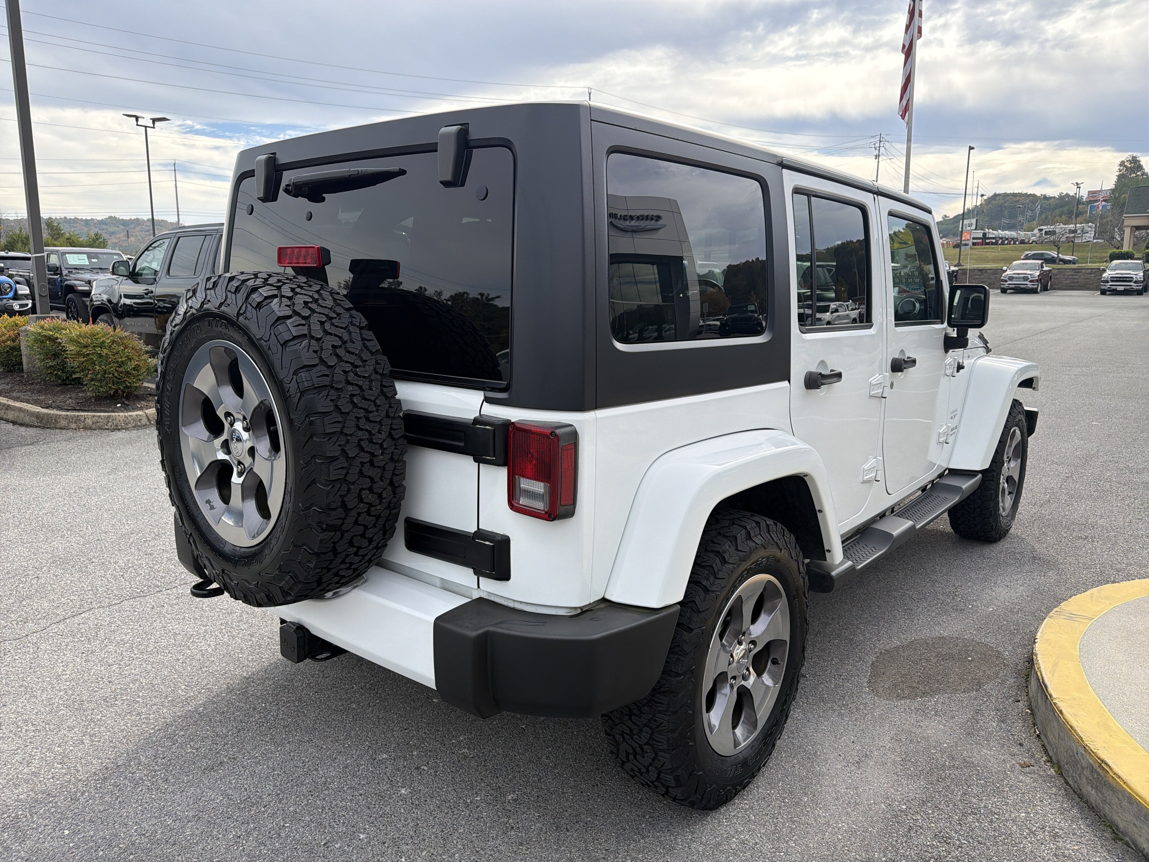 2016 Jeep Wrangler Unlimited Sahara
