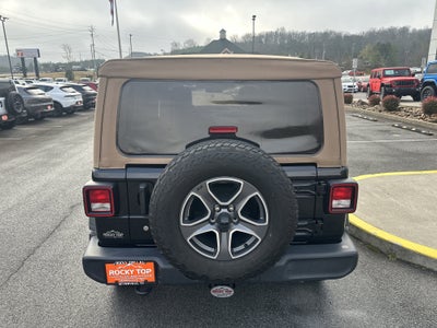 2020 Jeep Wrangler Unlimited Black and Tan 4X4