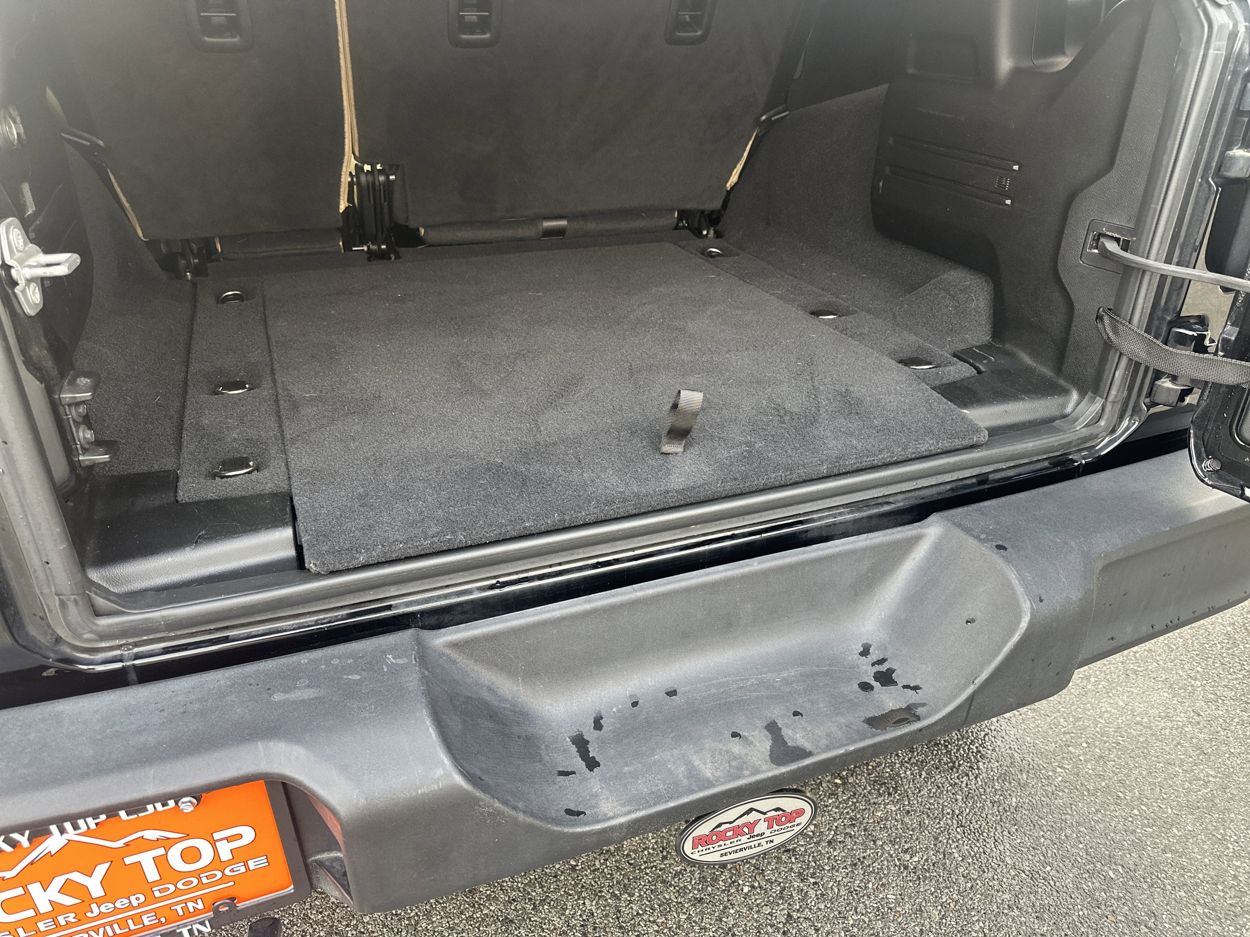 2020 Jeep Wrangler Unlimited Black and Tan 4X4