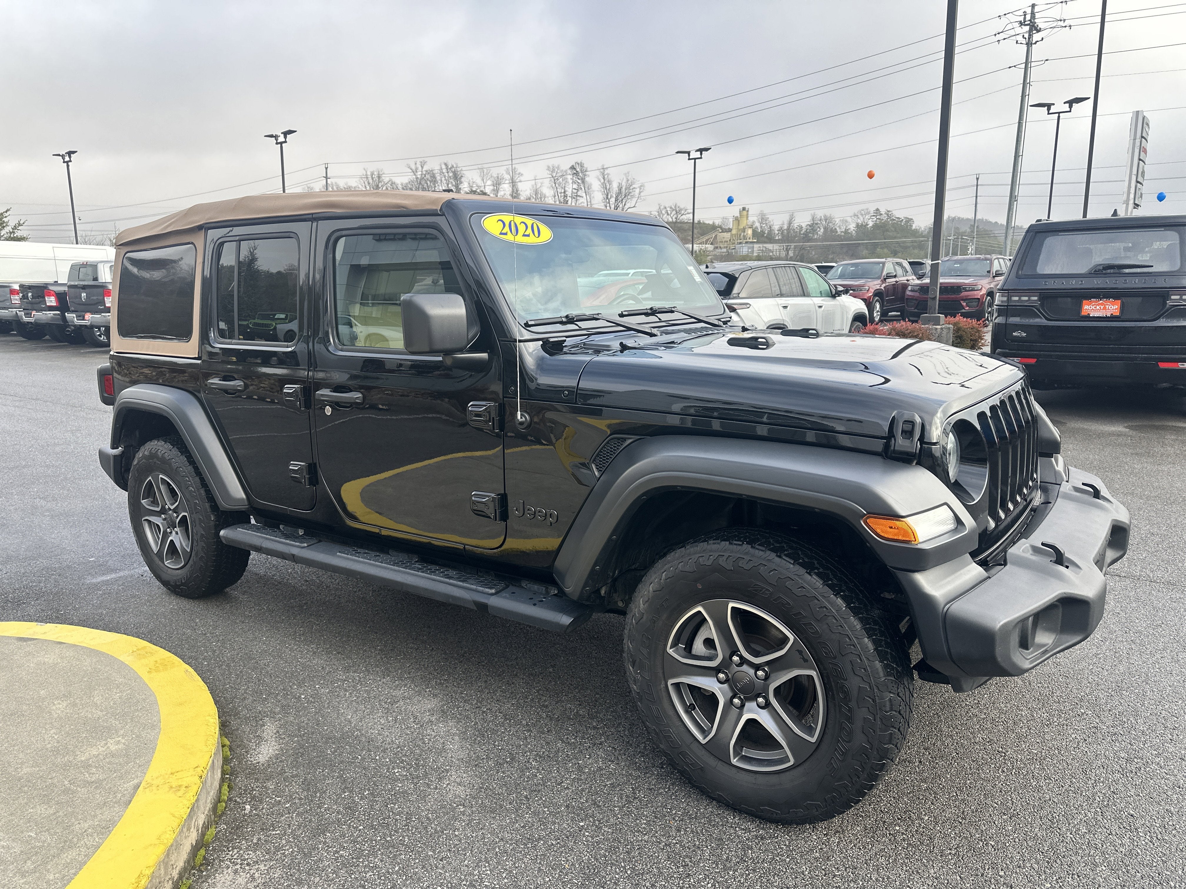 2020 Jeep Wrangler Unlimited Black and Tan 4X4