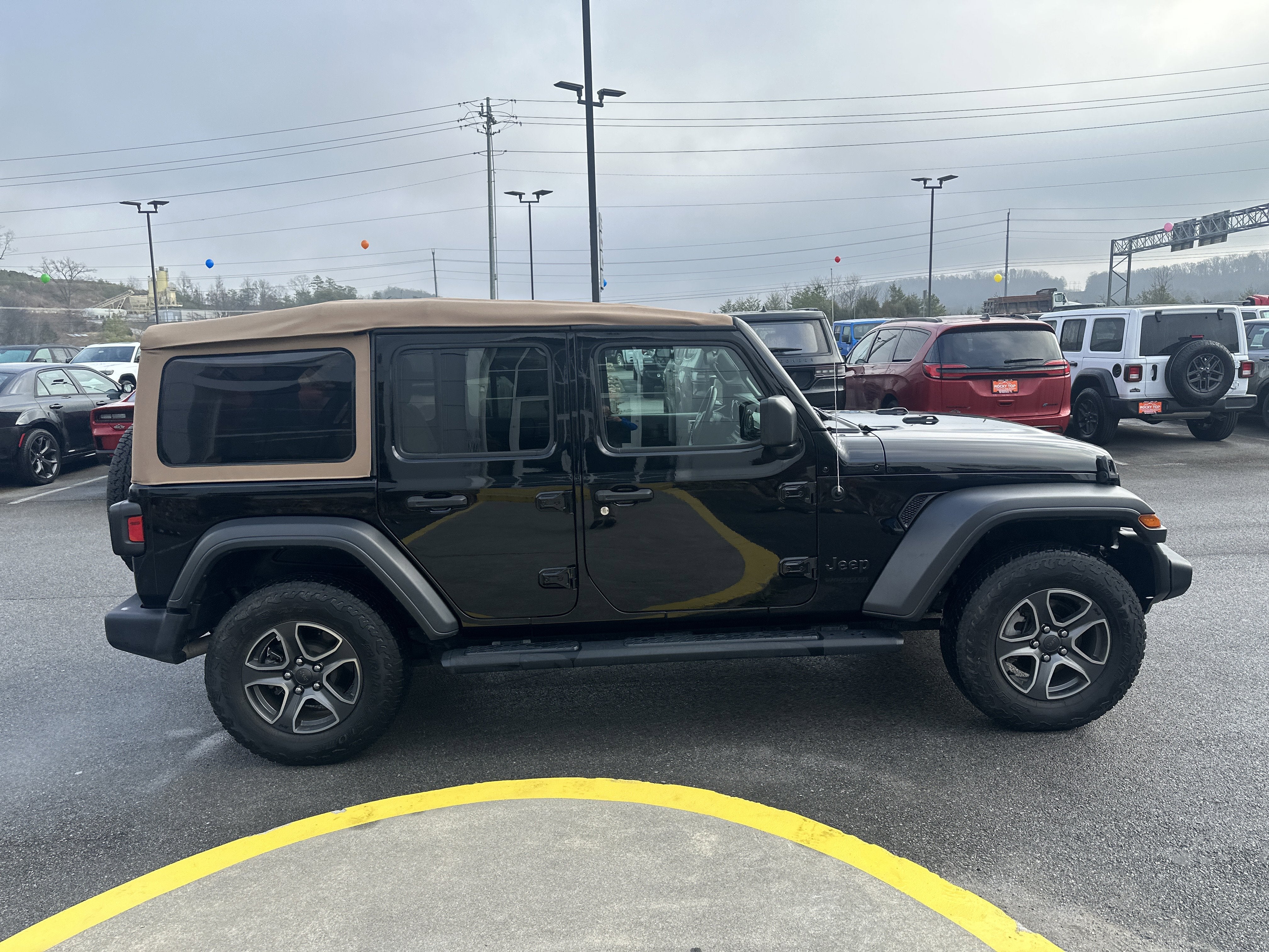 2020 Jeep Wrangler Unlimited Black and Tan 4X4