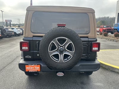 2020 Jeep Wrangler Unlimited Black and Tan 4X4