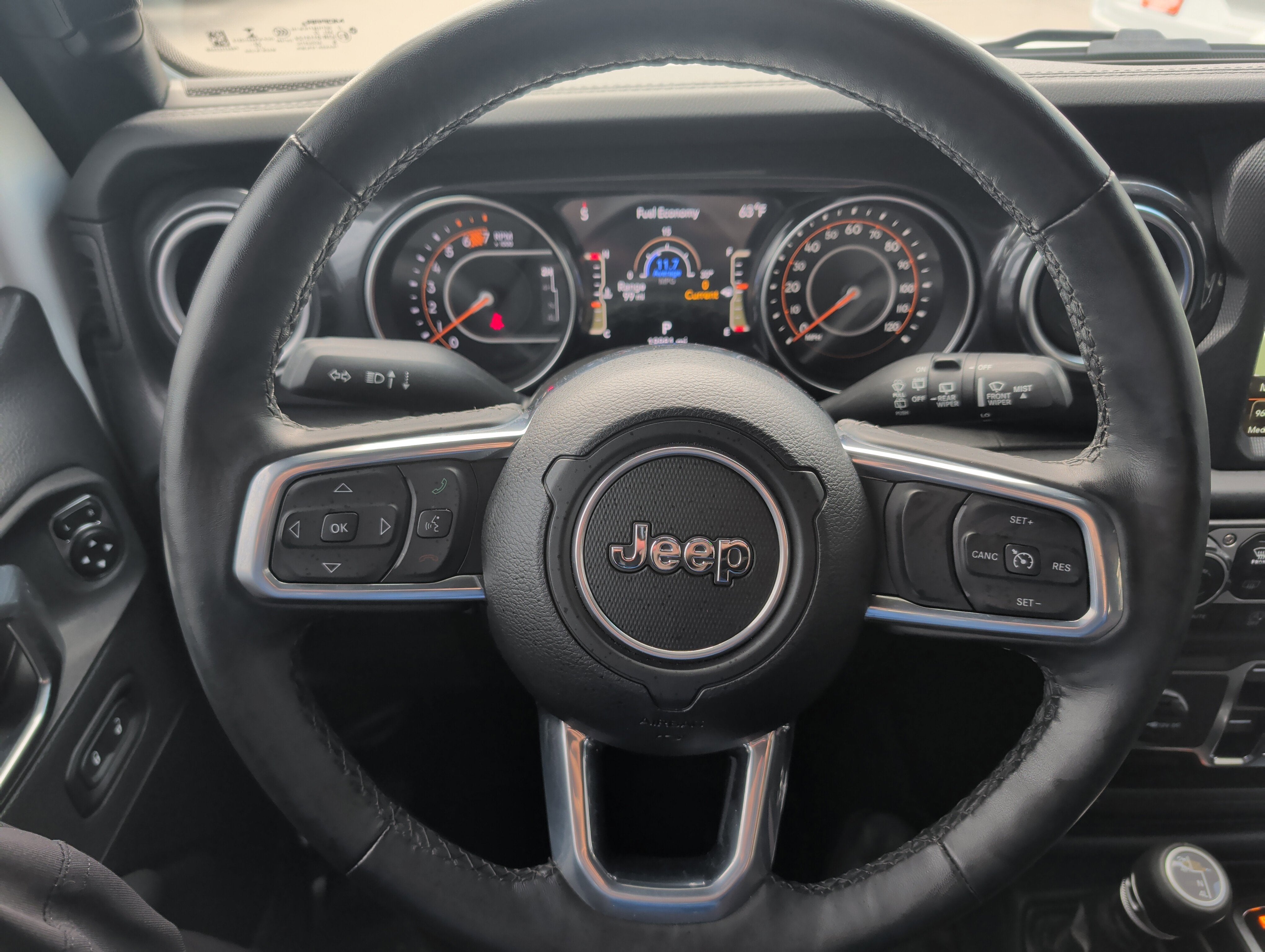 2023 Jeep Wrangler 4-Door Sahara Altitude 4x4