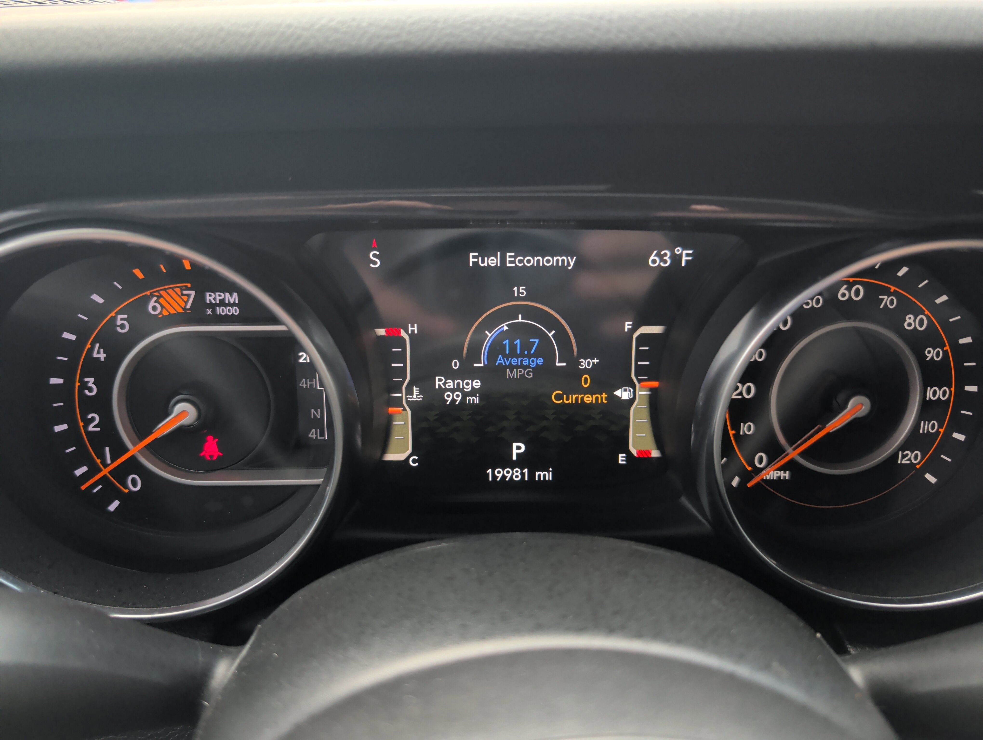 2023 Jeep Wrangler 4-Door Sahara Altitude 4x4