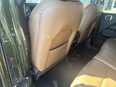 2022 Jeep Wrangler Unlimited Sahara 4x4