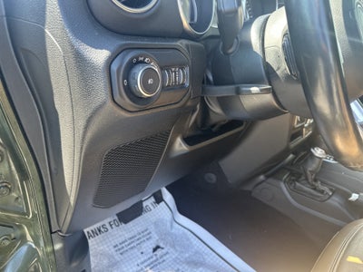 2022 Jeep Wrangler Unlimited Sahara 4x4