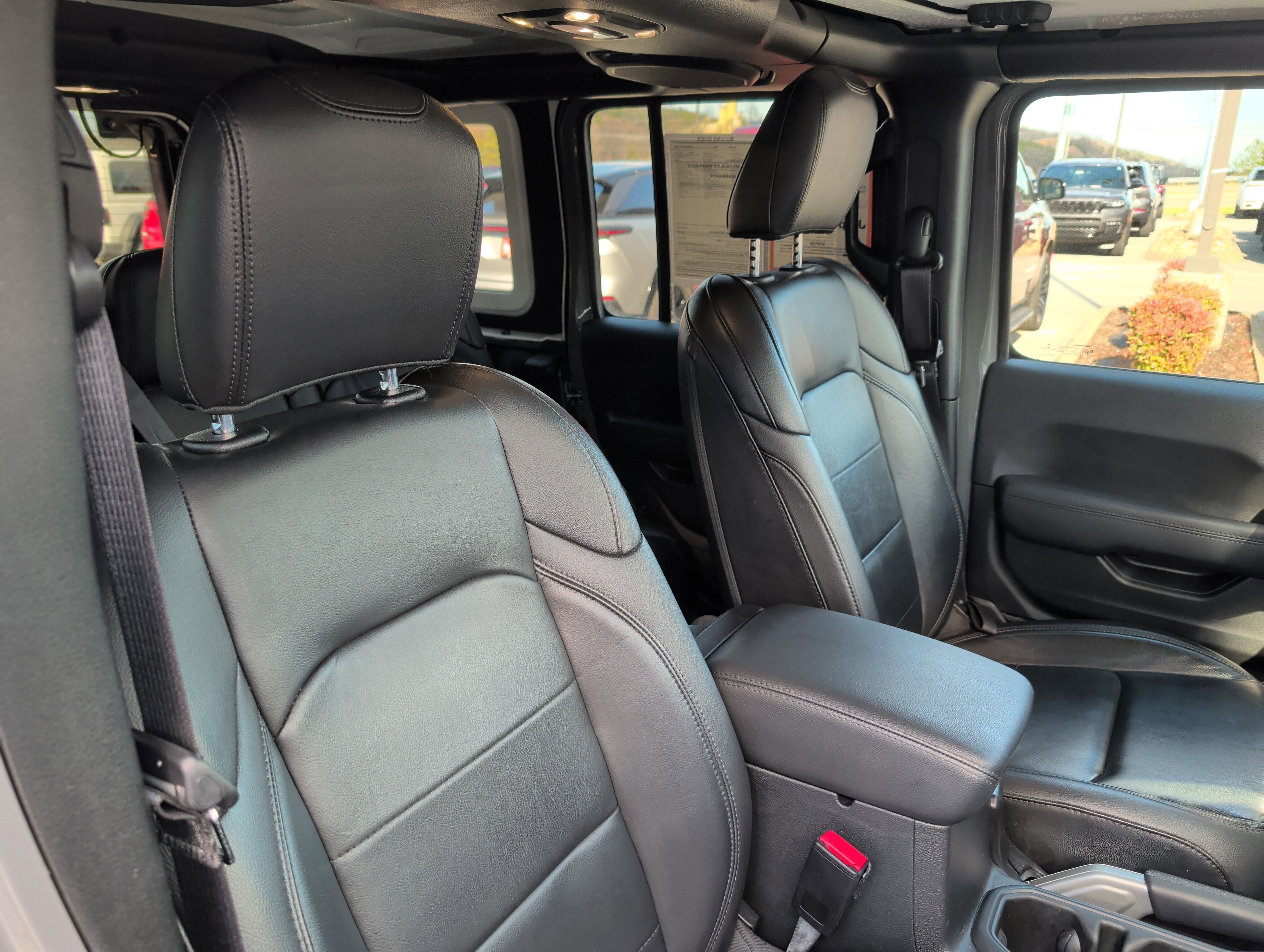 2021 Jeep Wrangler Unlimited Sahara Altitude 4x4