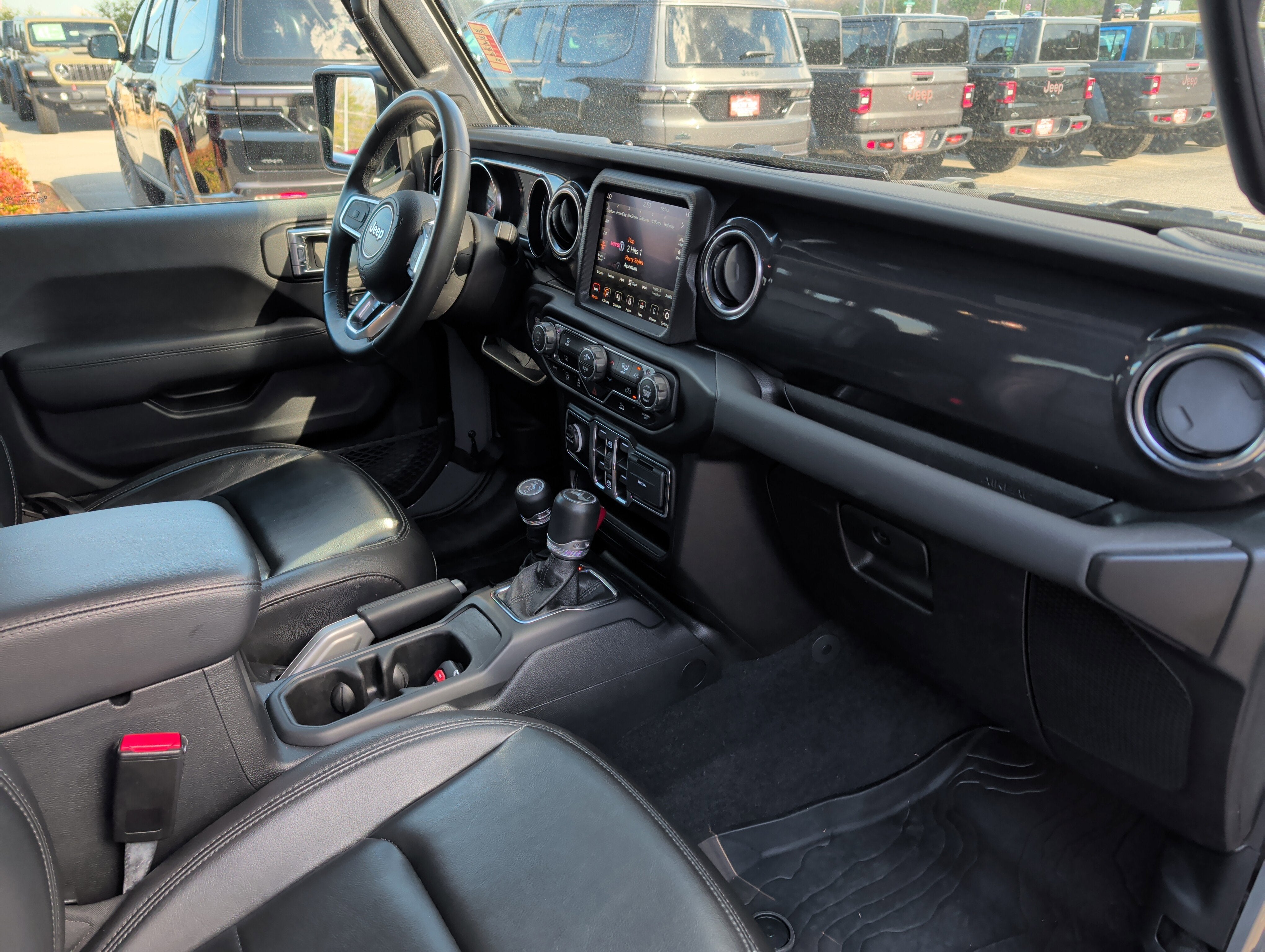 2021 Jeep Wrangler Unlimited Sahara Altitude 4x4