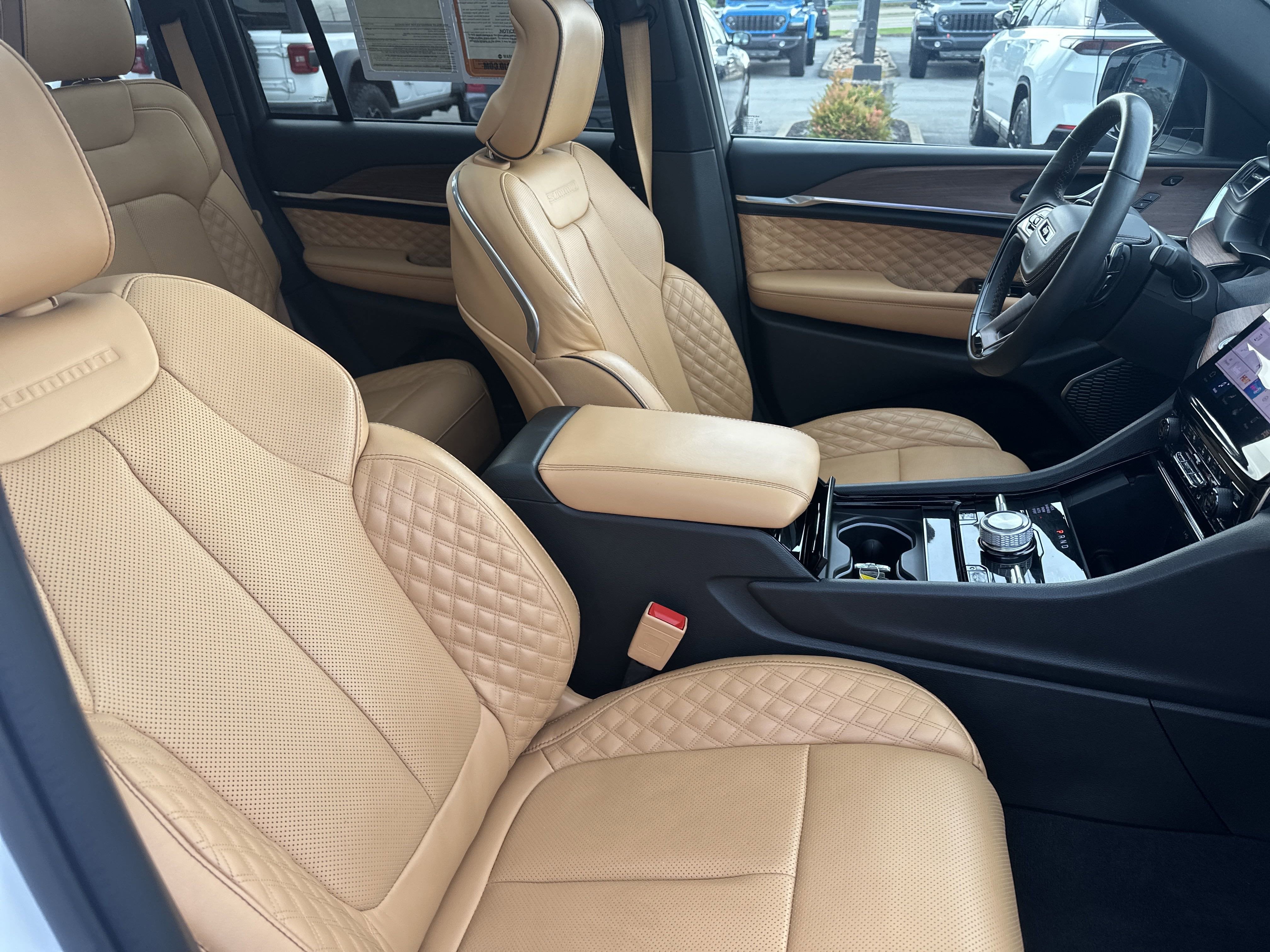 2024 Jeep Grand Cherokee Summit 4x4