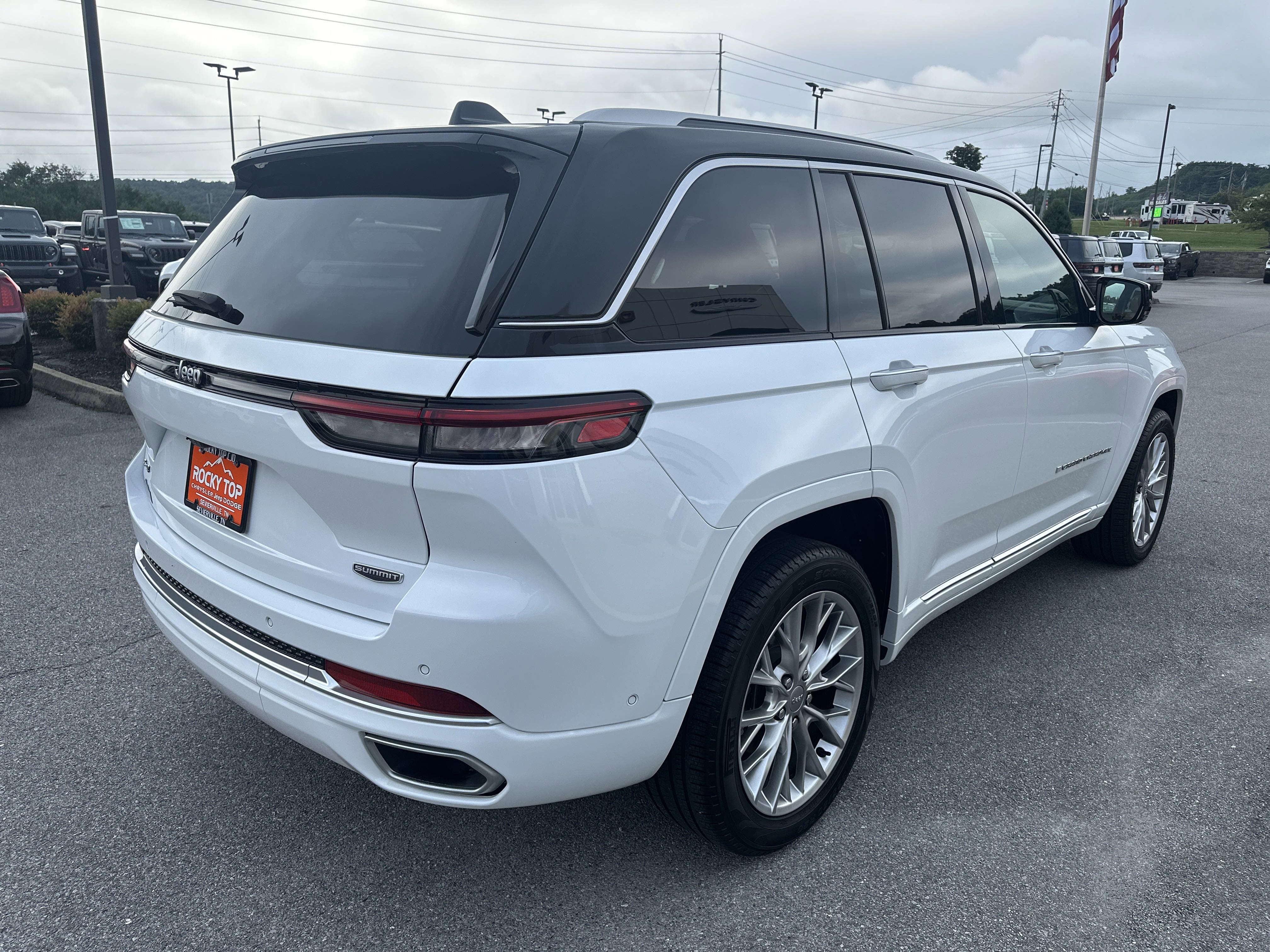 2024 Jeep Grand Cherokee Summit 4x4