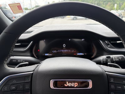 2023 Jeep Grand Cherokee L Altitude 4x4