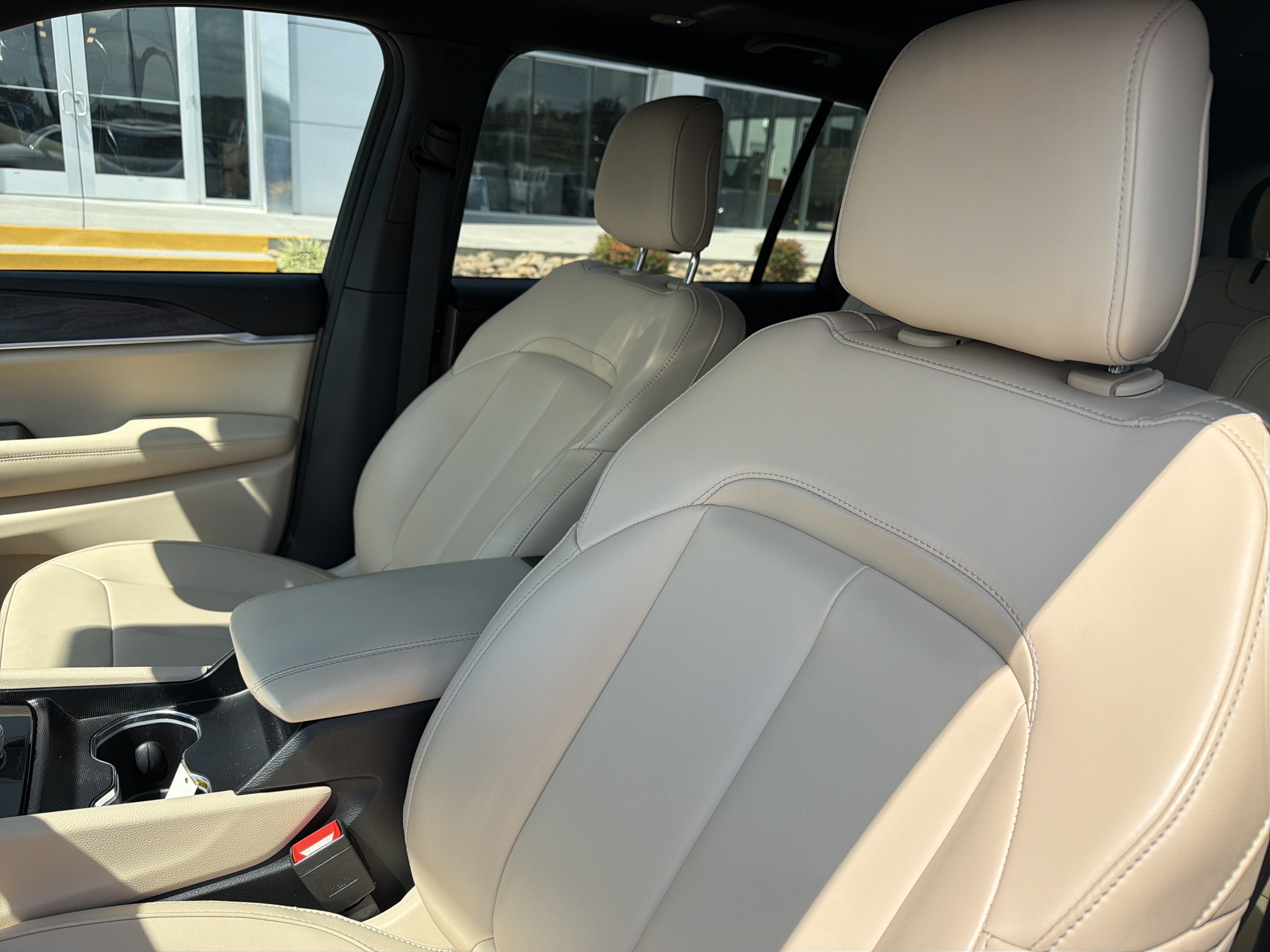 2025 Jeep Grand Cherokee L Limited 4x4