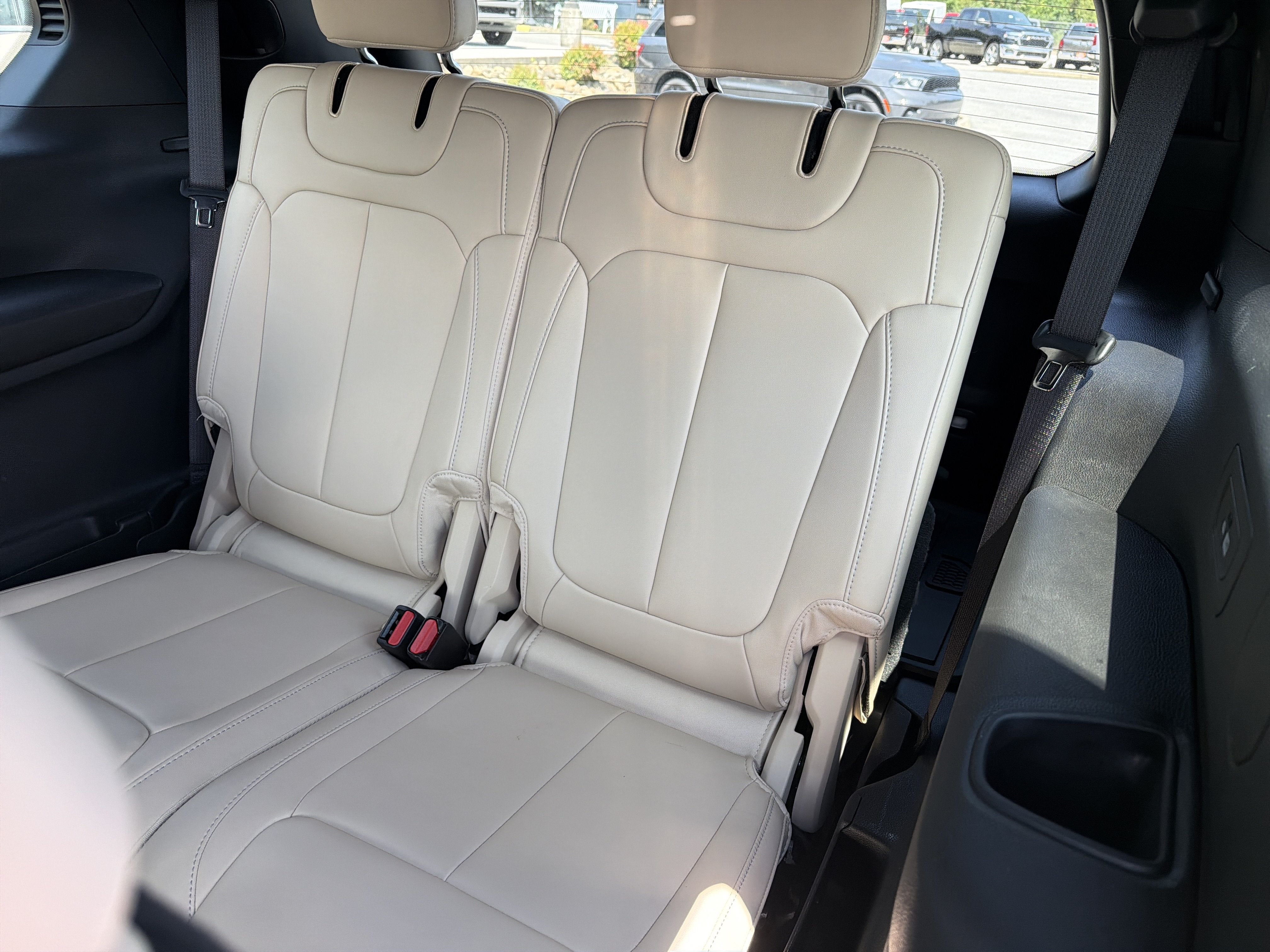 2025 Jeep Grand Cherokee L Limited 4x4