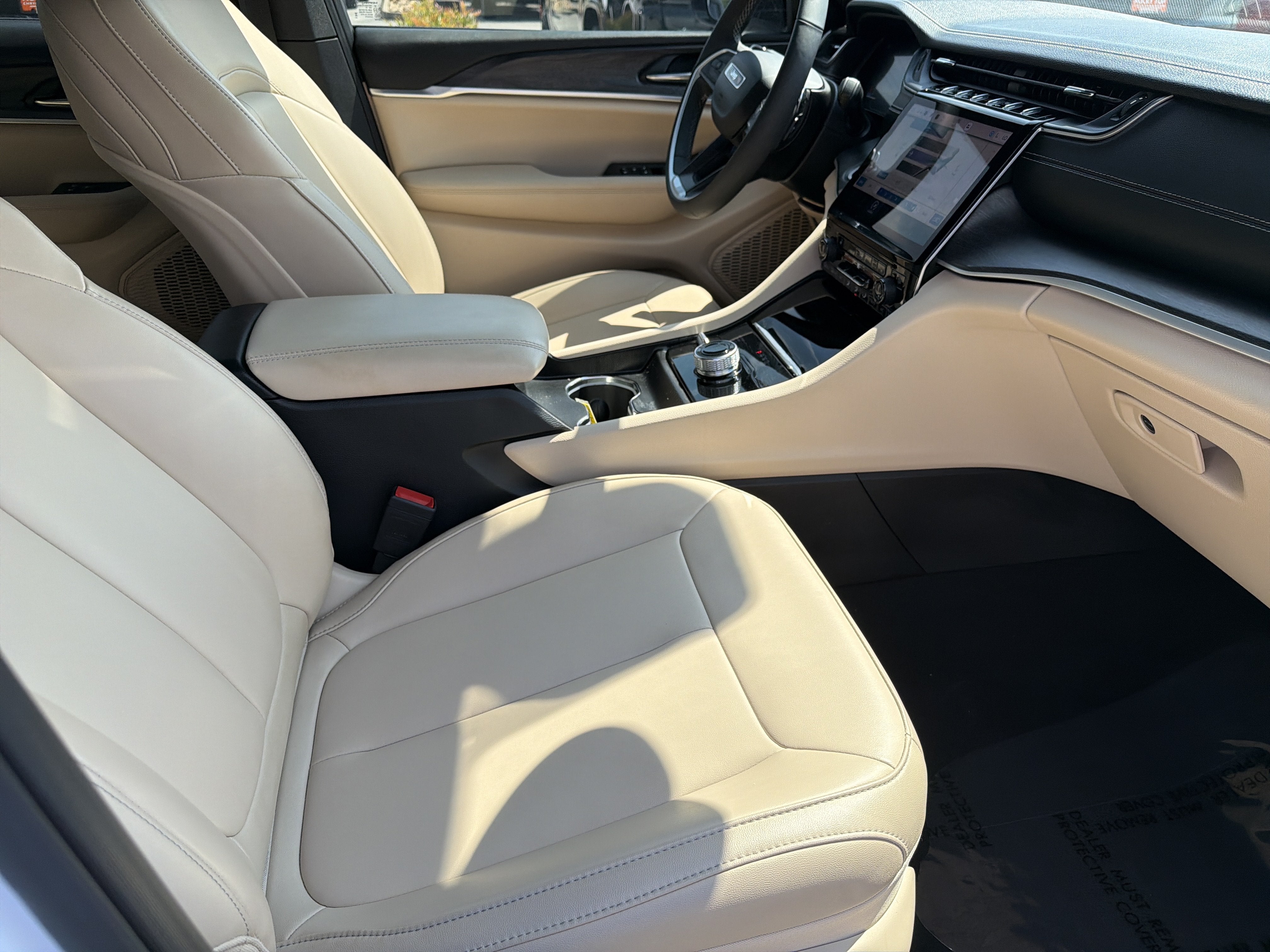 2025 Jeep Grand Cherokee L Limited 4x4