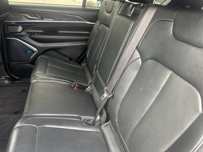 2022 Jeep Grand Cherokee L Overland 4x4