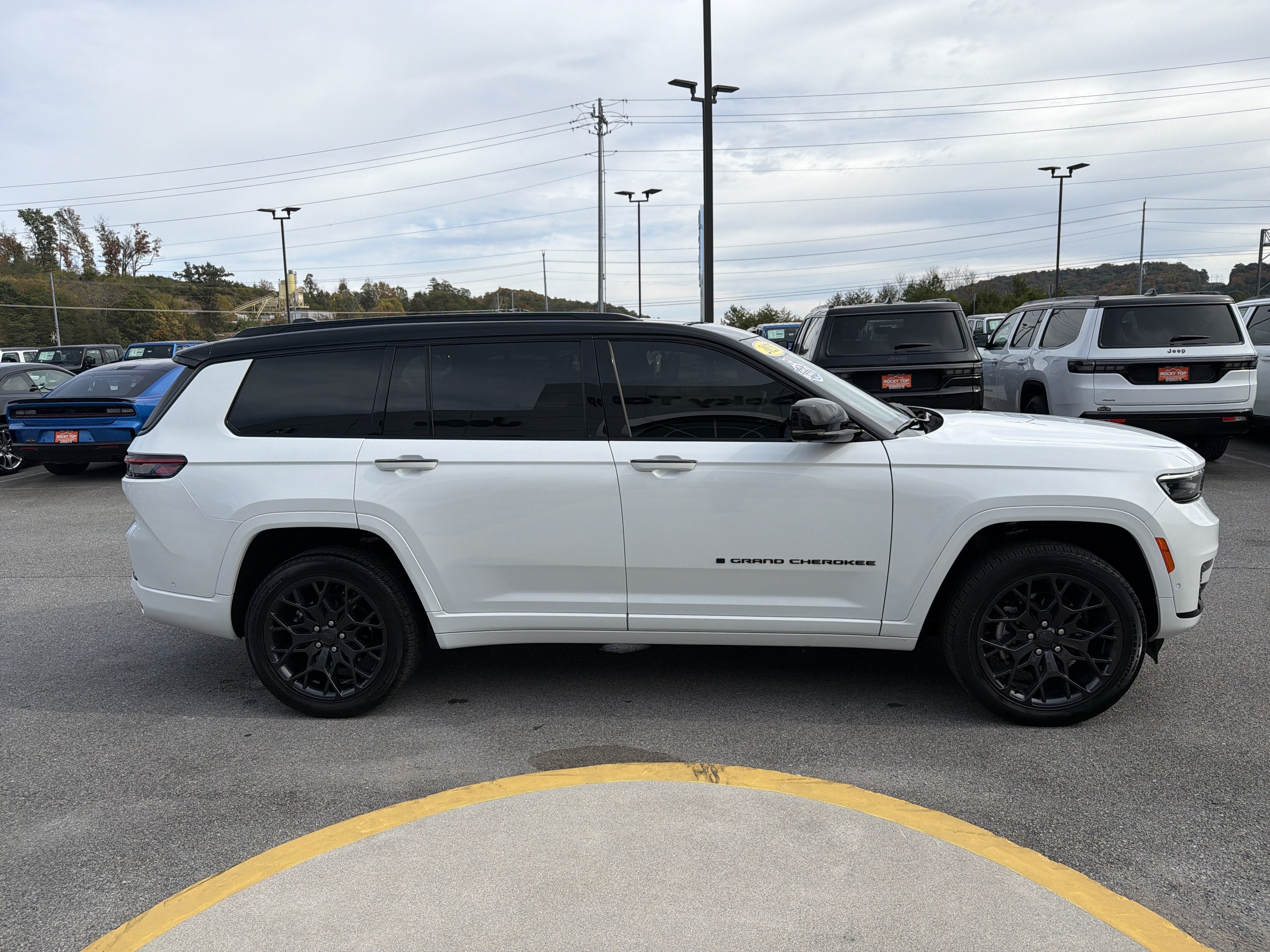 2025 Jeep Grand Cherokee L Summit Reserve 4x4