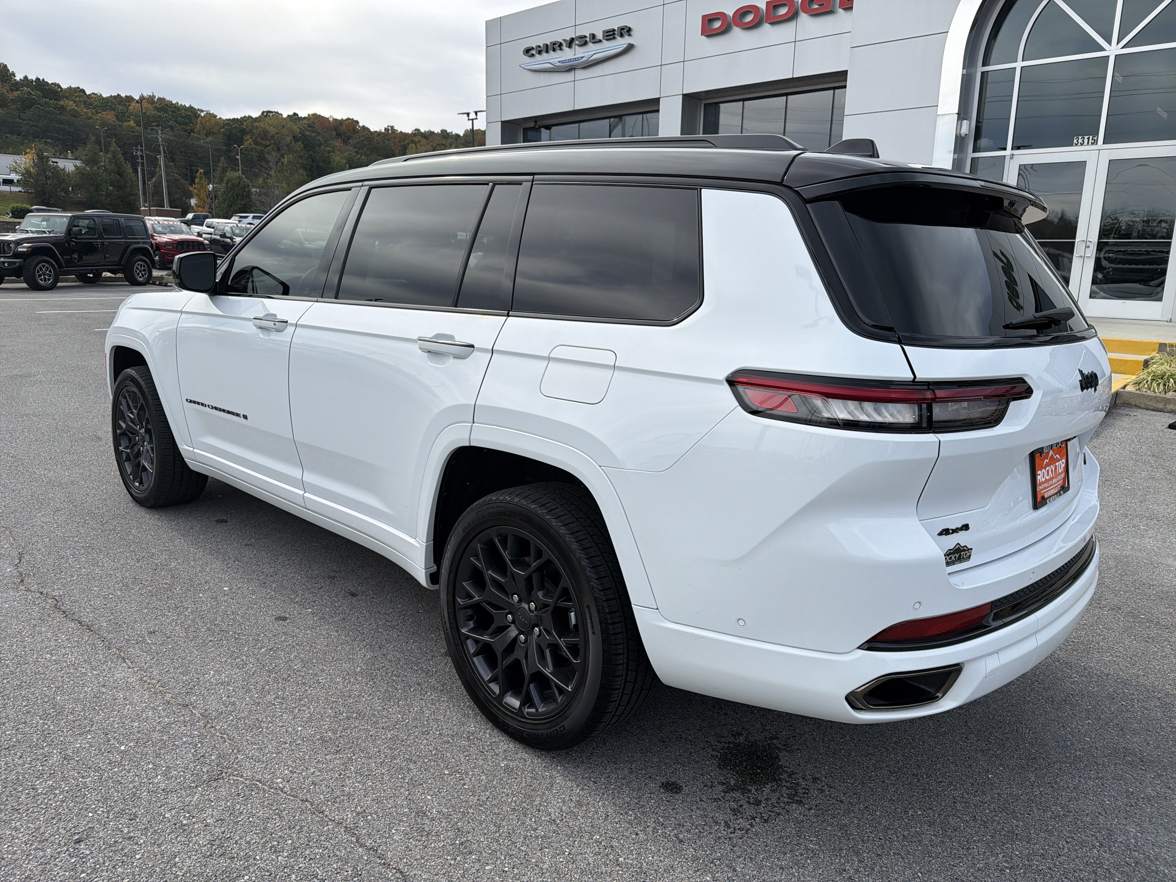 2025 Jeep Grand Cherokee L Summit Reserve 4x4