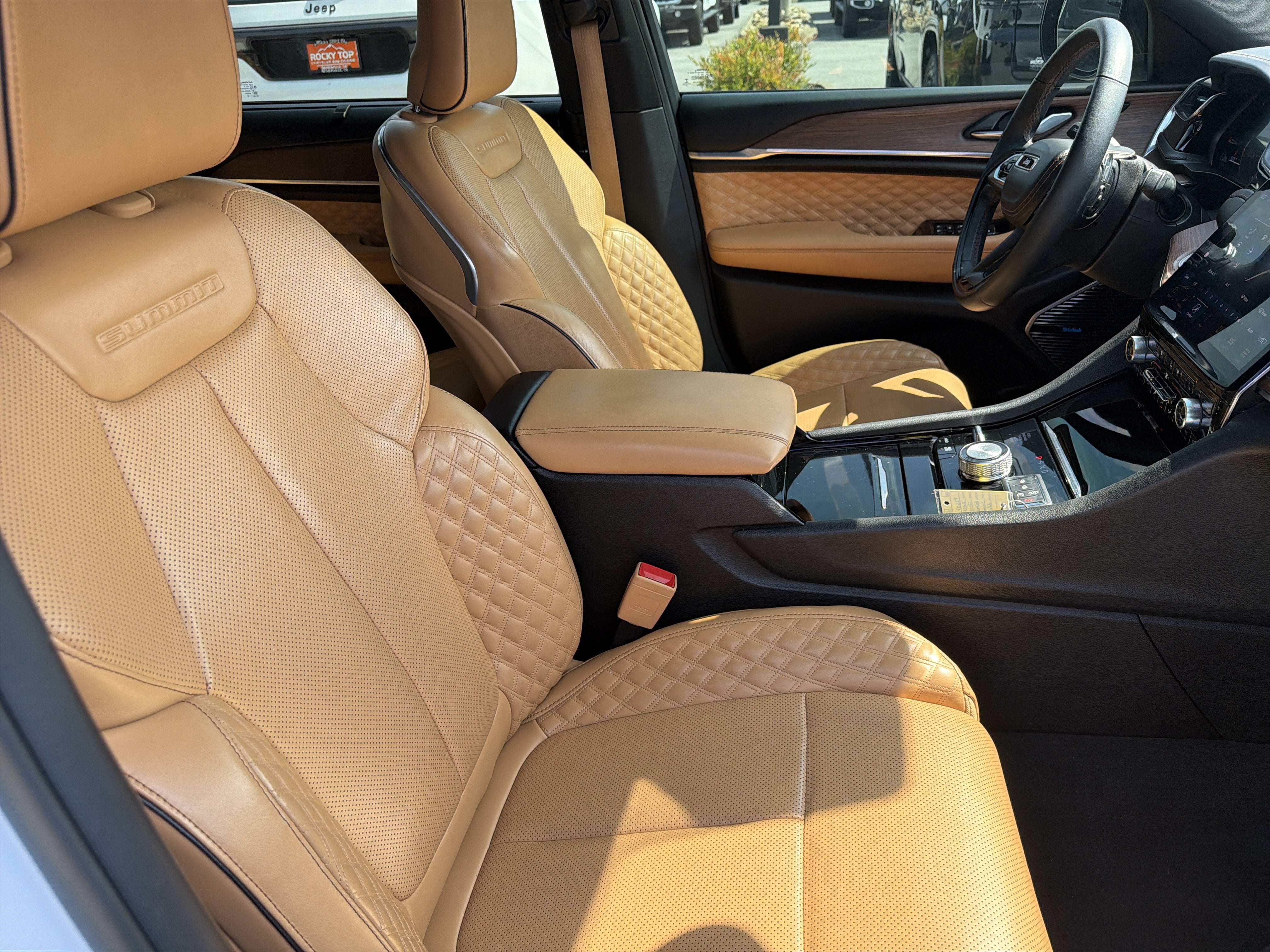 2022 Jeep Grand Cherokee L Summit 4x4