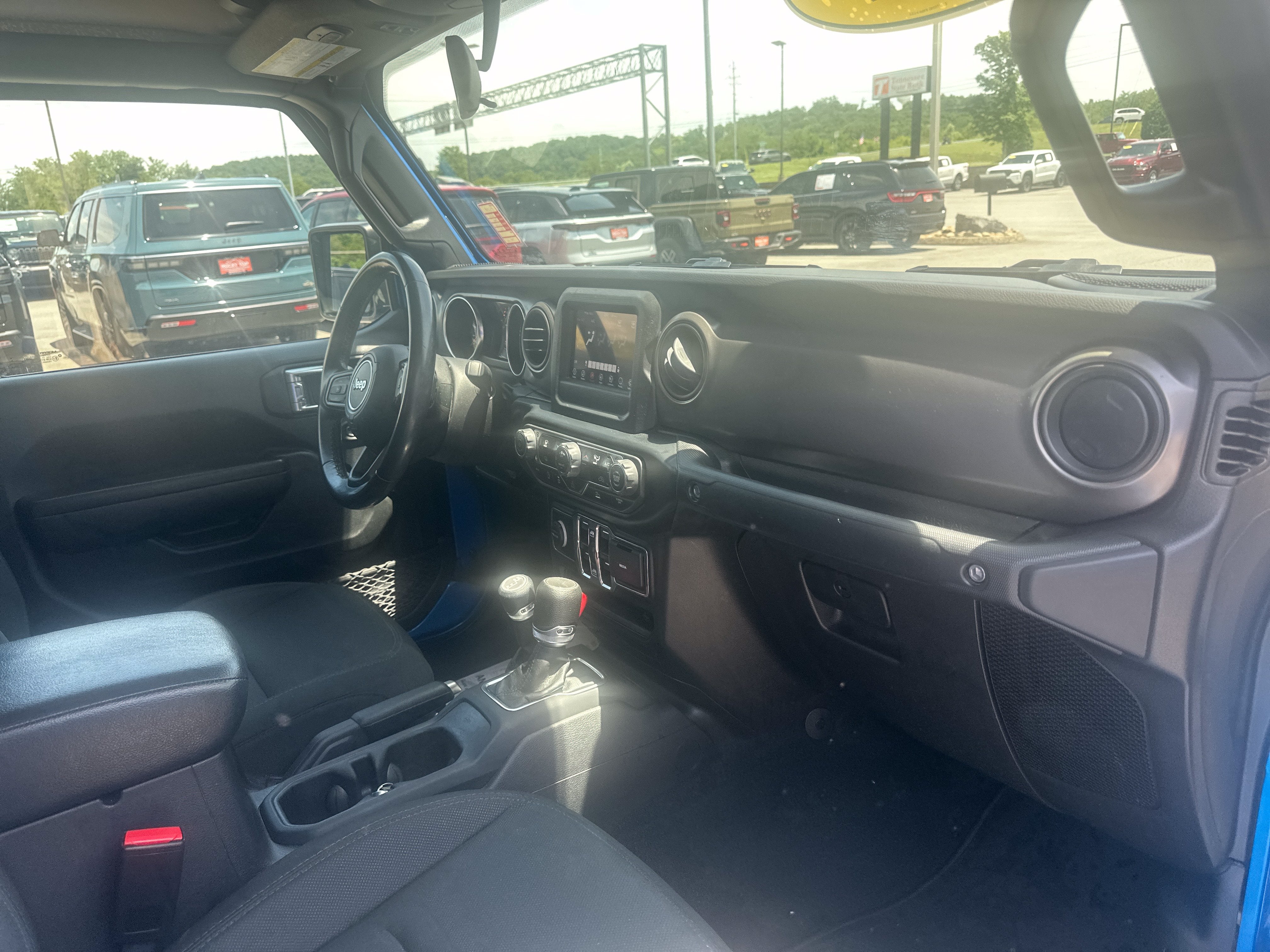 2022 Jeep Gladiator Sport S 4x4