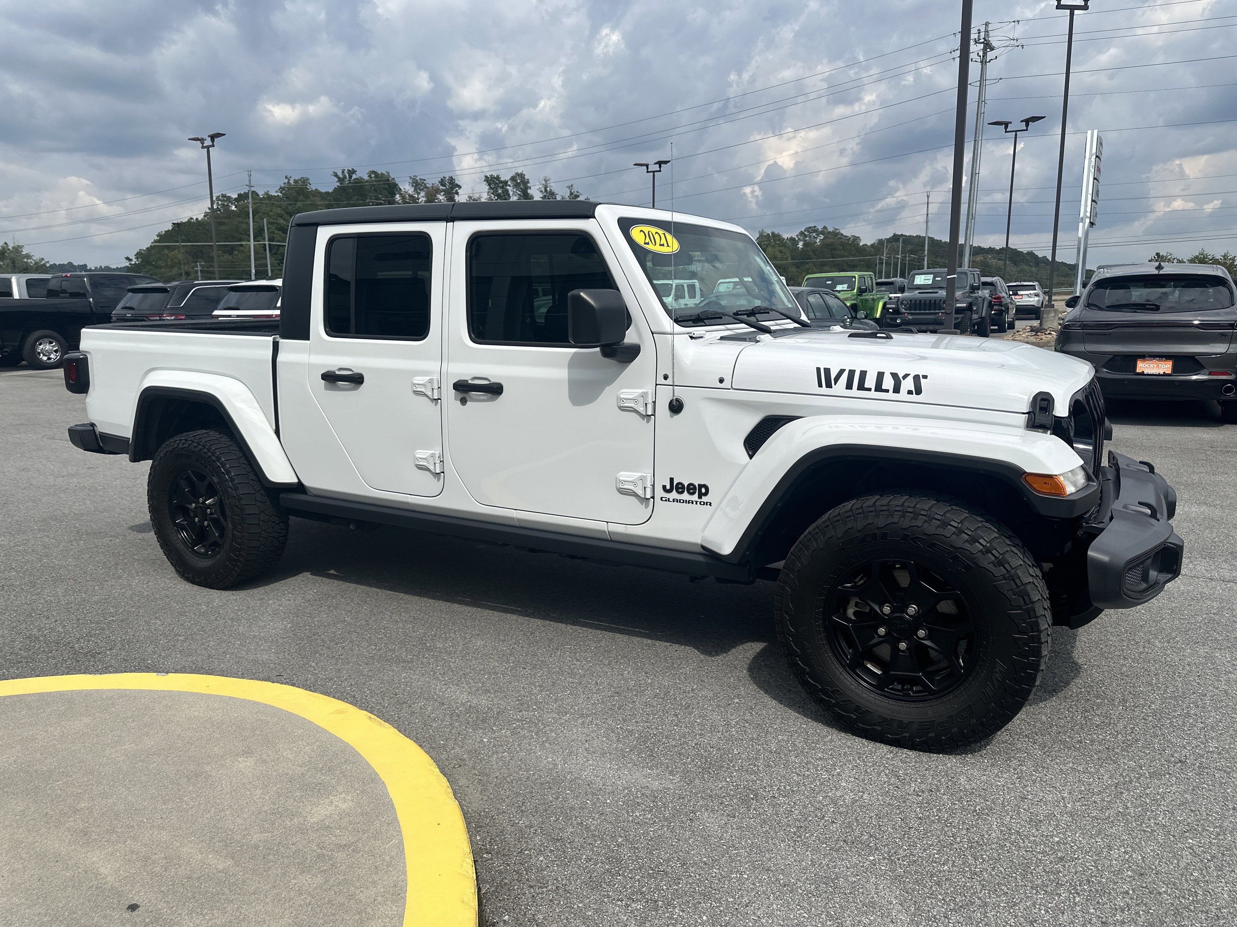 2021 Jeep Gladiator Willys 4x4